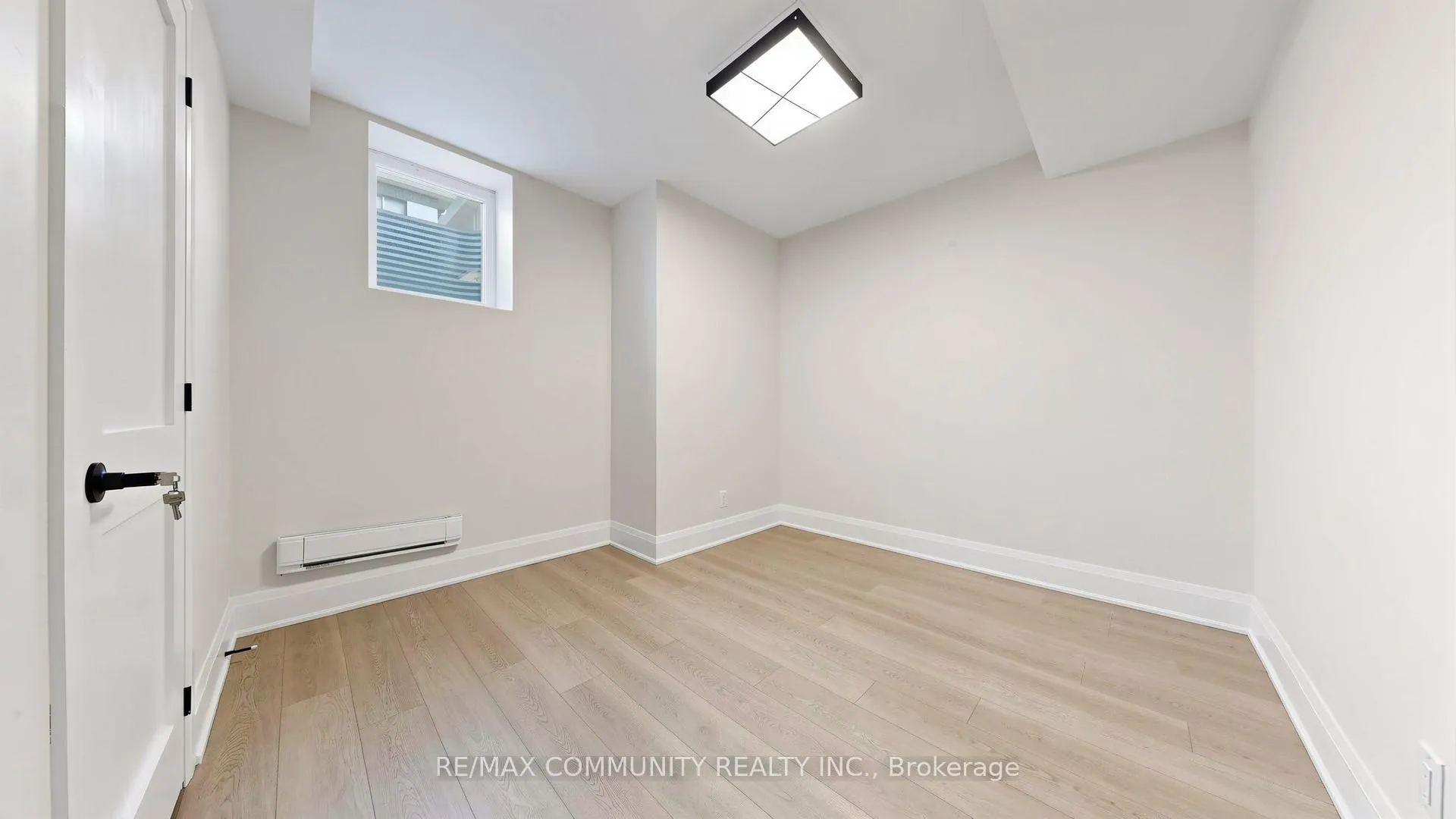 Photo 15 of 1544A Honey Locust Place, Pickering, Rural Pickering — HOMEH