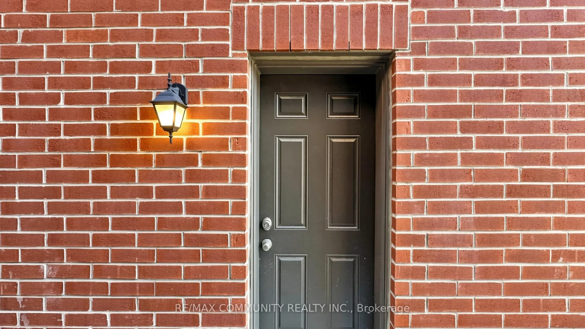 Photo 26 of 1544A Honey Locust Place, Pickering, Rural Pickering — HOMEH