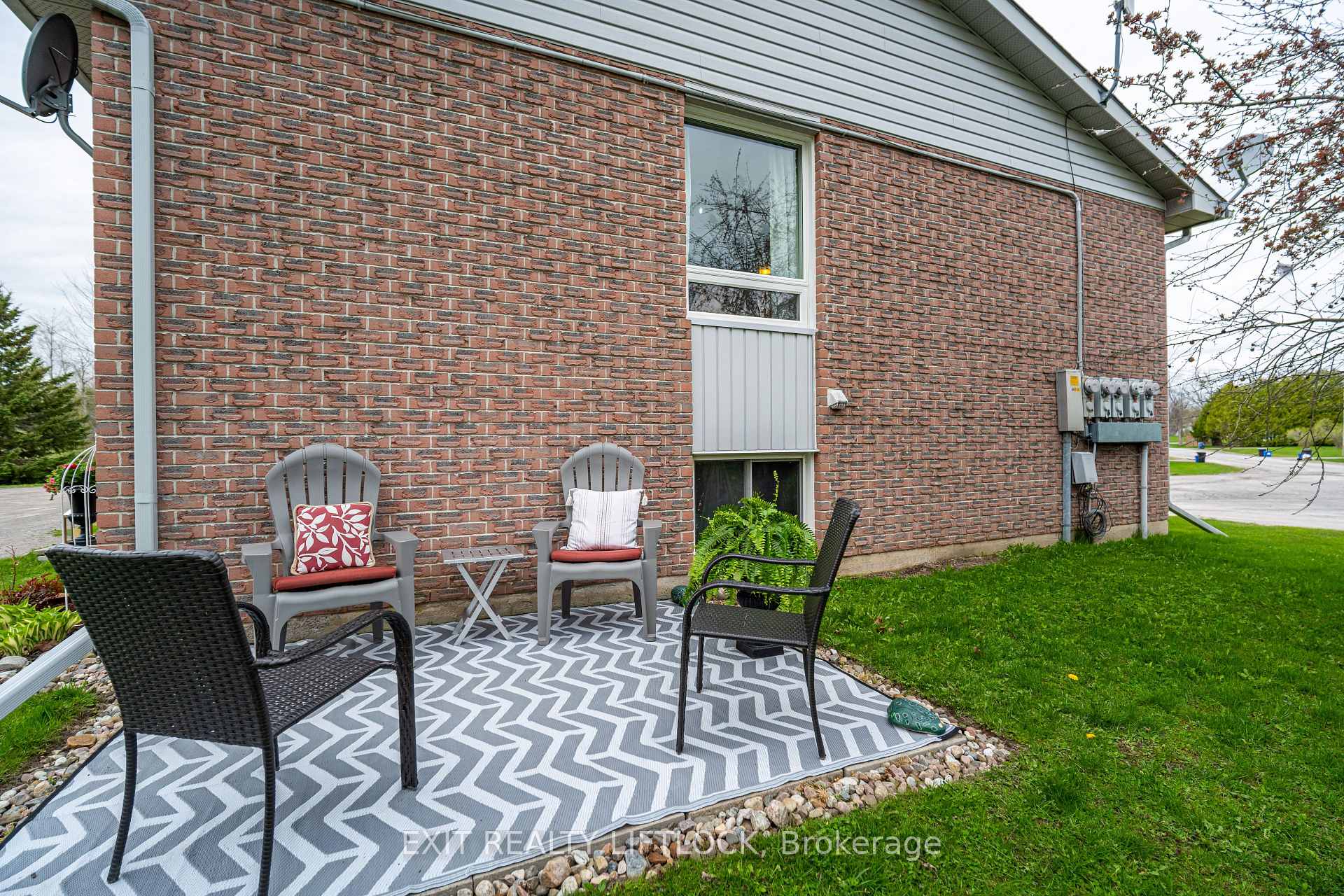 Photo 15 of Unit D, 107 Rita Crescent, Kawartha Lakes, Omemee — HOMEH