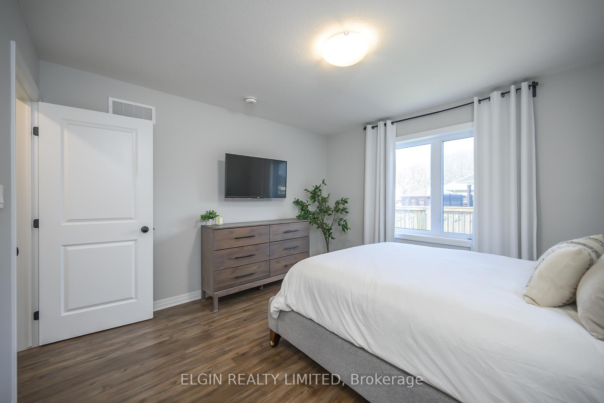 Photo 40 of 42 Foxtail Lane, St. Thomas — HOMEH