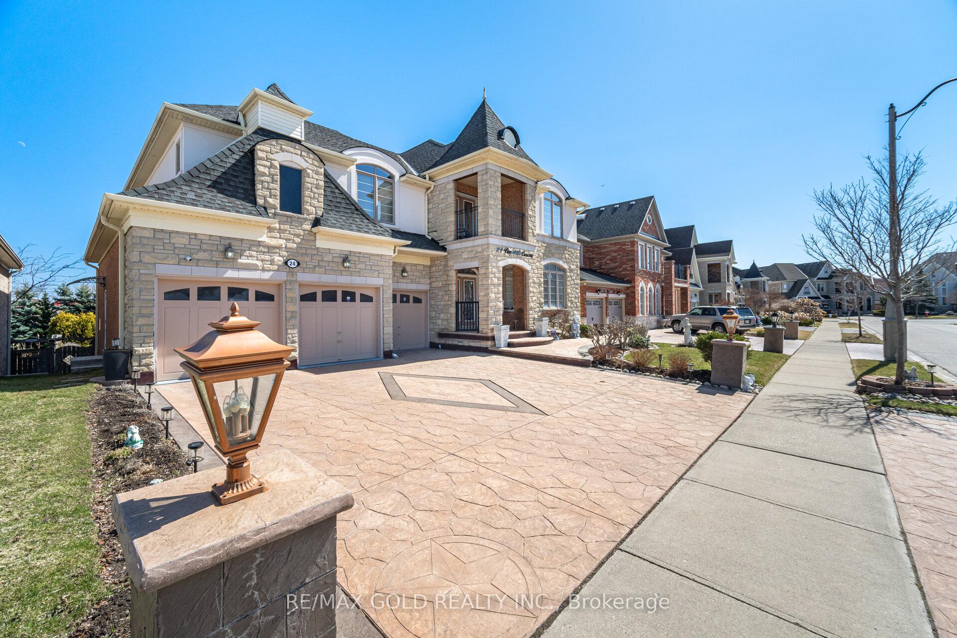 Photo 2 of 24 Vespahills Crescent, Brampton, Bram East — HOMEH