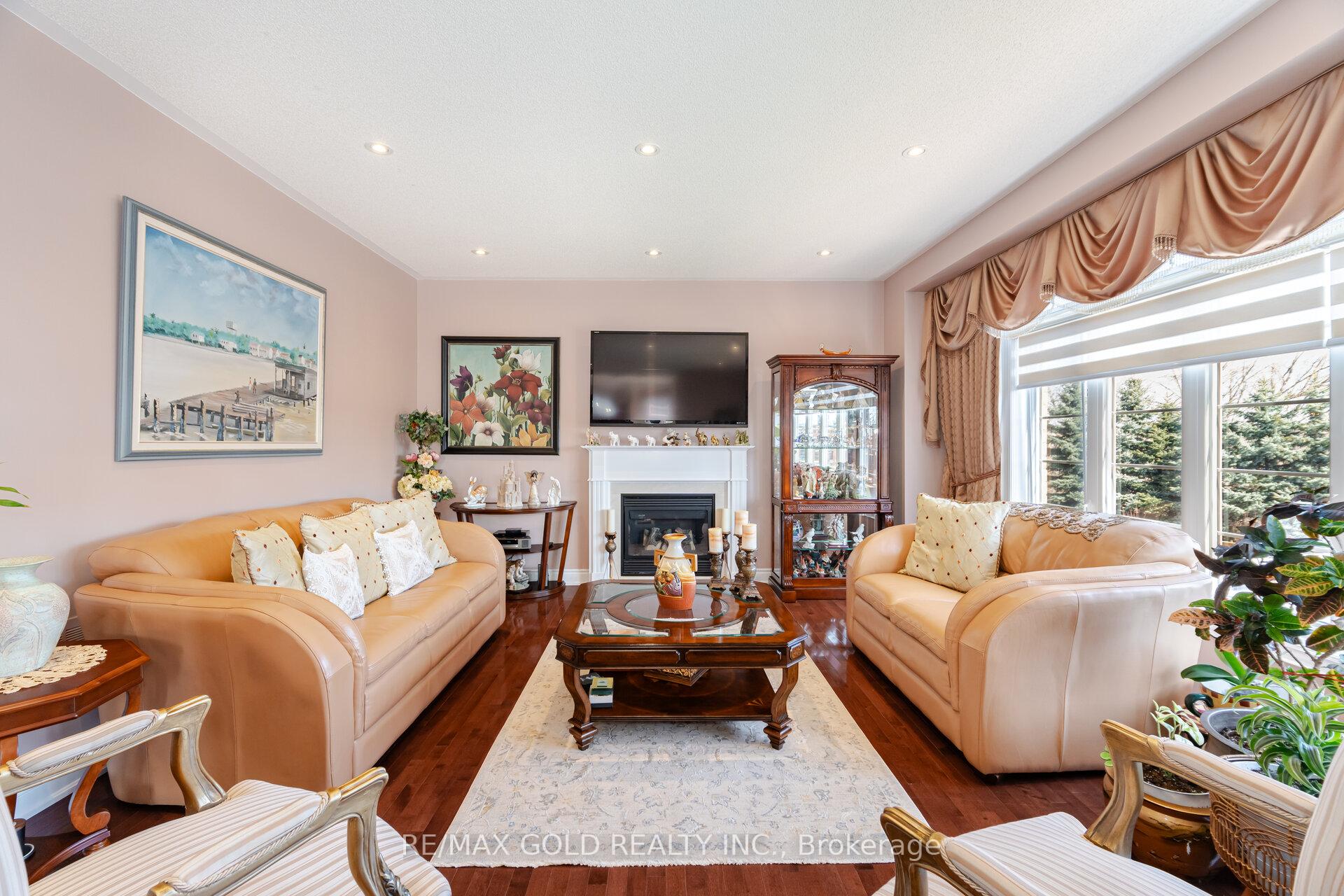 Photo 21 of 24 Vespahills Crescent, Brampton, Bram East — HOMEH