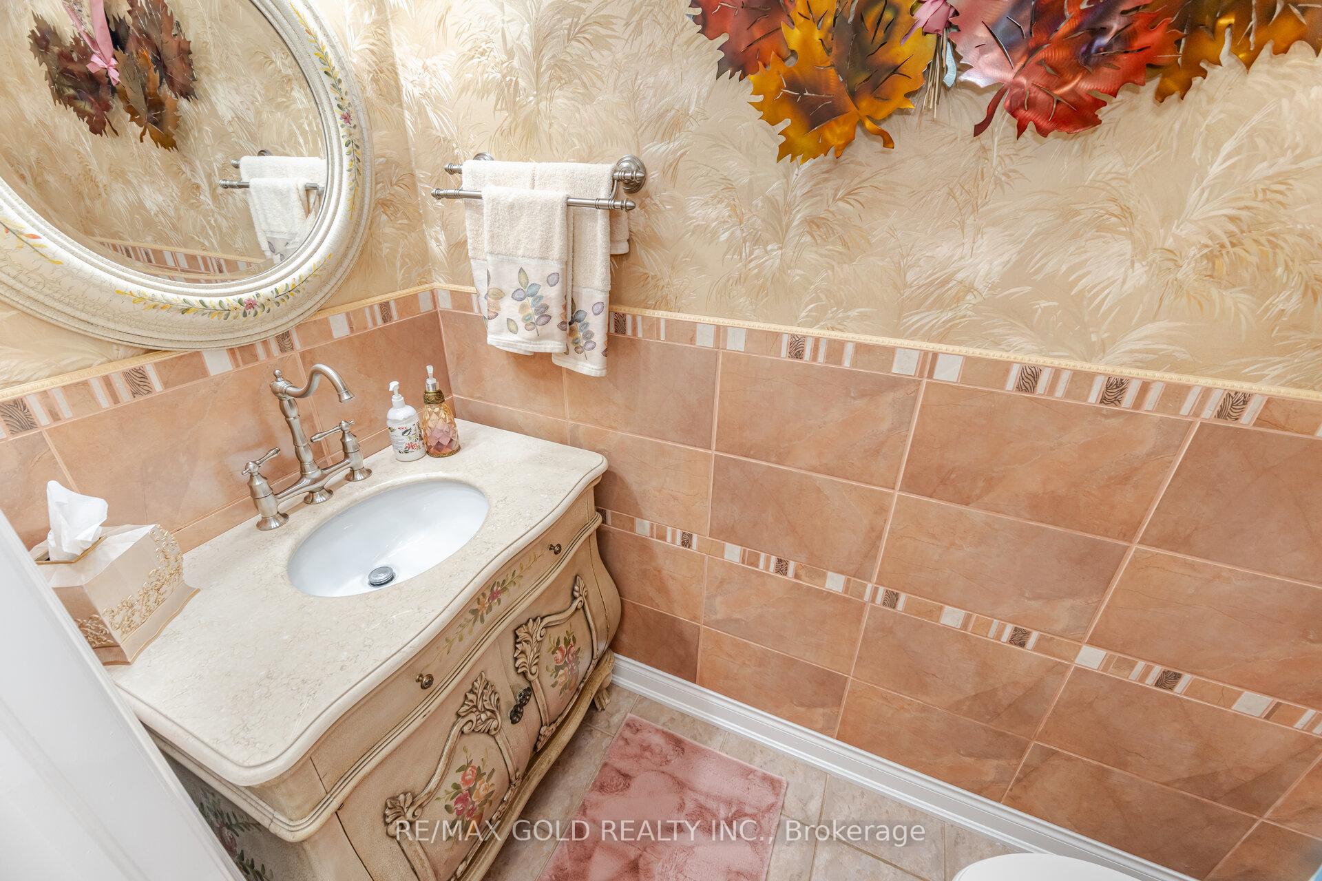 Photo 23 of 24 Vespahills Crescent, Brampton, Bram East — HOMEH