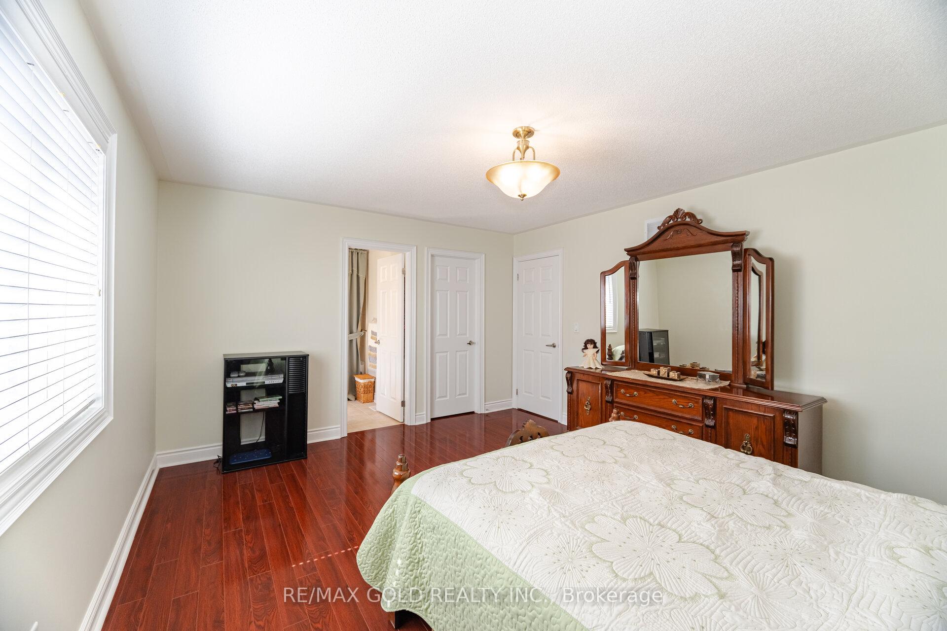 Photo 30 of 24 Vespahills Crescent, Brampton, Bram East — HOMEH
