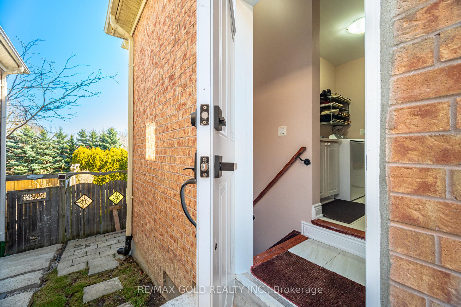 Photo 42 of 24 Vespahills Crescent, Brampton, Bram East — HOMEH
