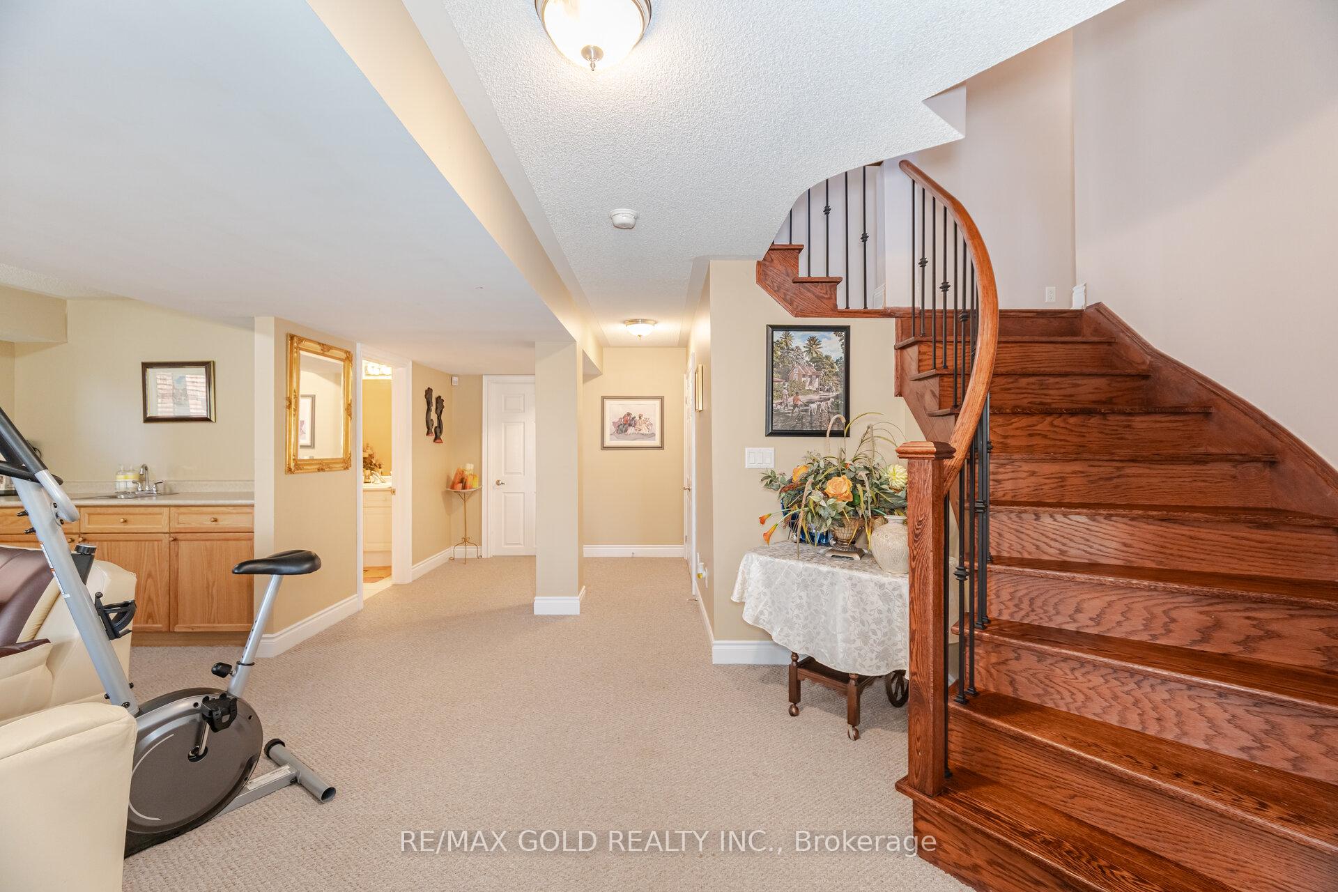 Photo 43 of 24 Vespahills Crescent, Brampton, Bram East — HOMEH