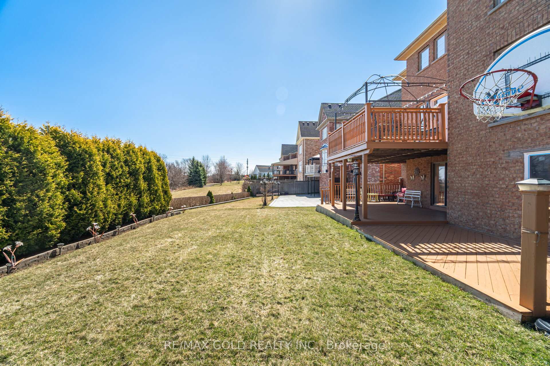 Photo 49 of 24 Vespahills Crescent, Brampton, Bram East — HOMEH