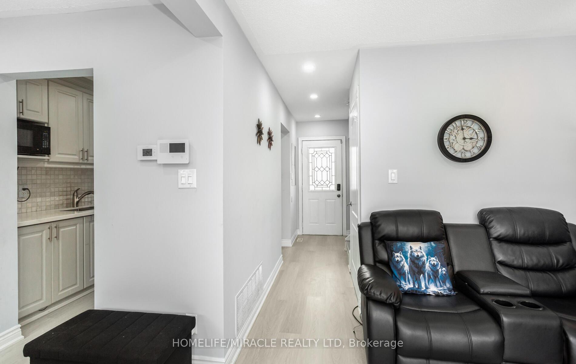 Photo 19 of Unit 2, 2 Craigleigh Crescent, Brampton, Avondale — HOMEH