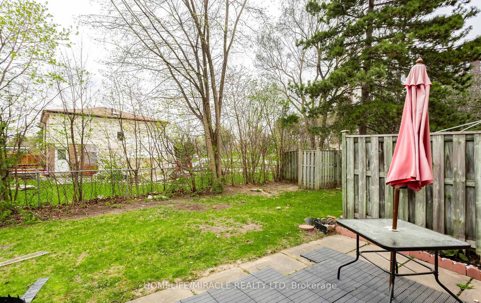 Photo 47 of Unit 2, 2 Craigleigh Crescent, Brampton, Avondale — HOMEH