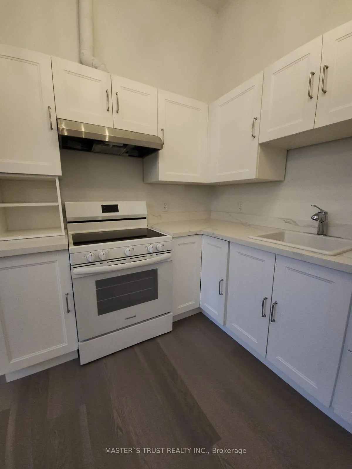 Photo 4 of Unit 2, 54 Main Street S, Uxbridge — HOMEH