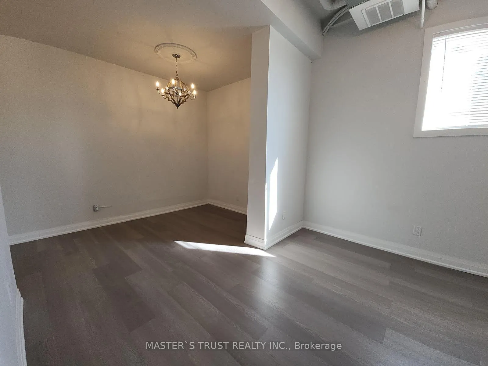 Photo 10 of Unit 2, 54 Main Street S, Uxbridge — HOMEH