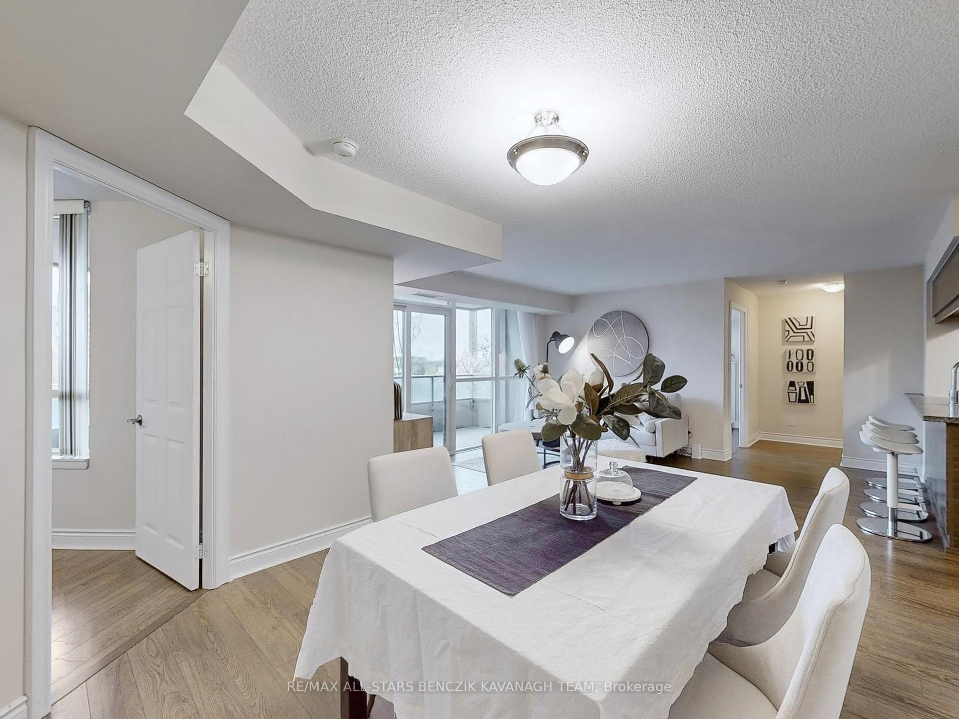 Photo 15 of Unit 369, 23 Cox Boulevard, Markham, Unionville — HOMEH