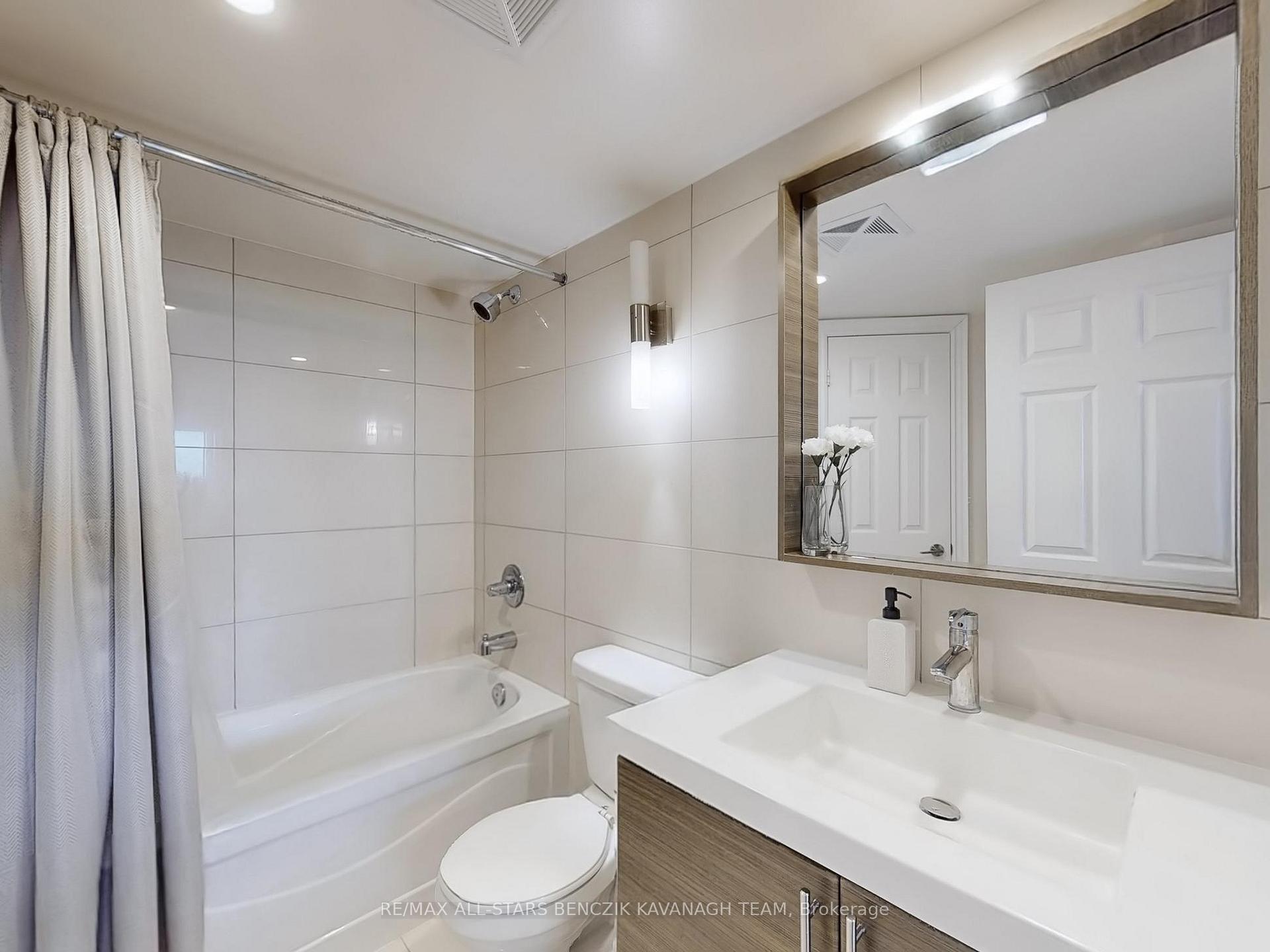 Photo 18 of Unit 369, 23 Cox Boulevard, Markham, Unionville — HOMEH