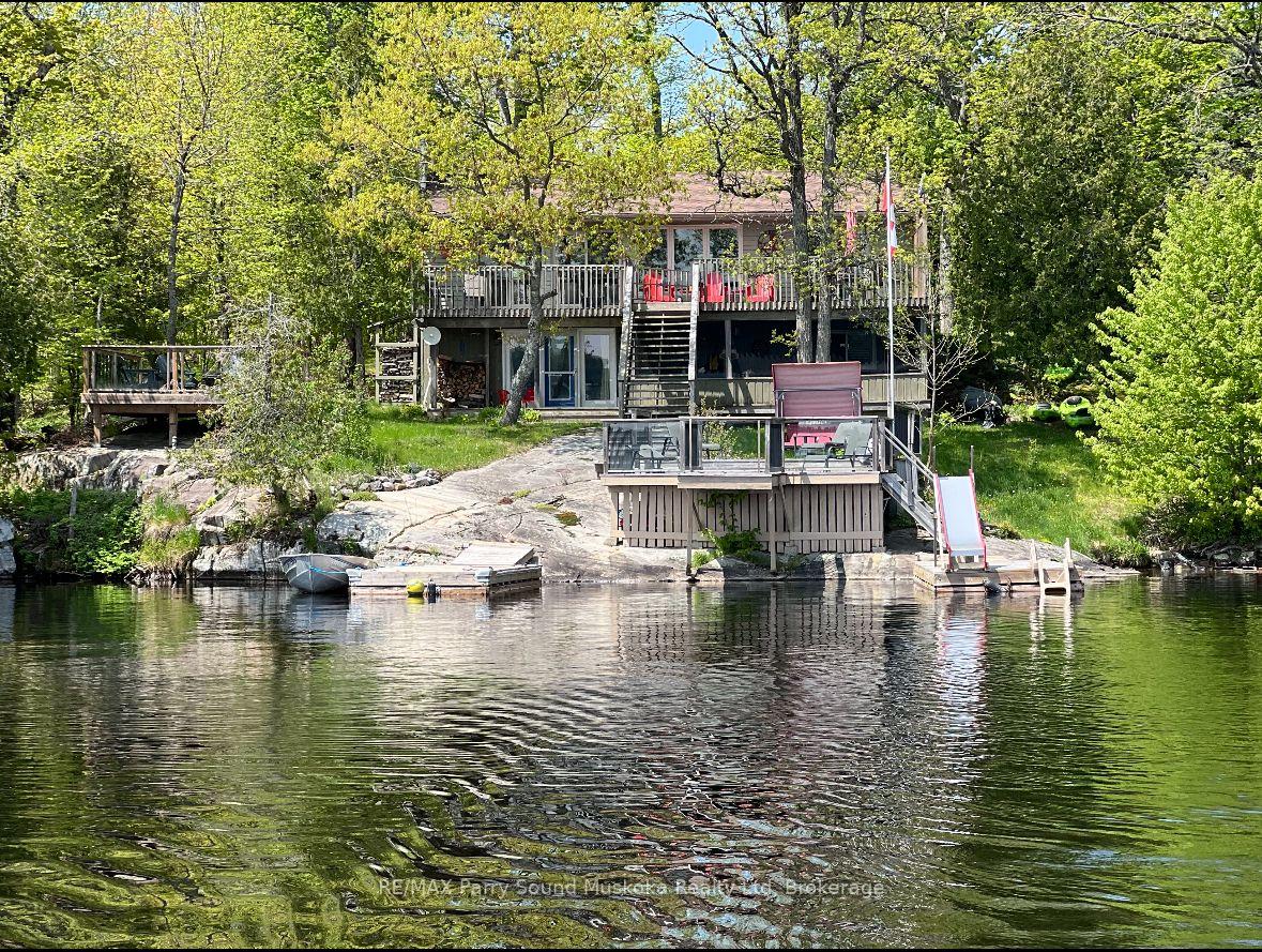 Photo 1 of 115 Manitou Drive, McKellar — HOMEH