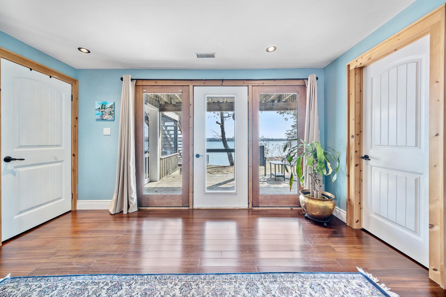 Photo 32 of 115 Manitou Drive, McKellar — HOMEH