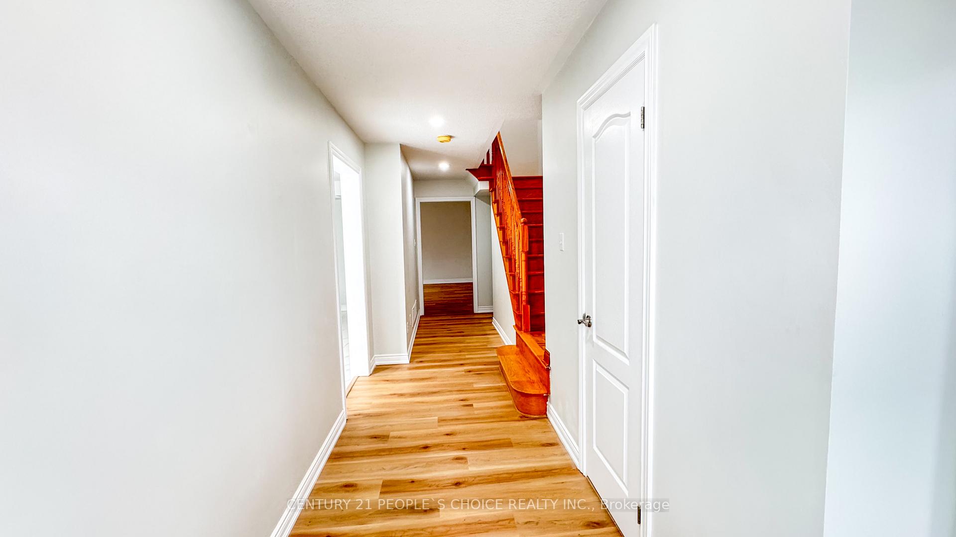 Photo 31 of 3 Bison Run Road, Brampton, Sandringham-Wellington — HOMEH