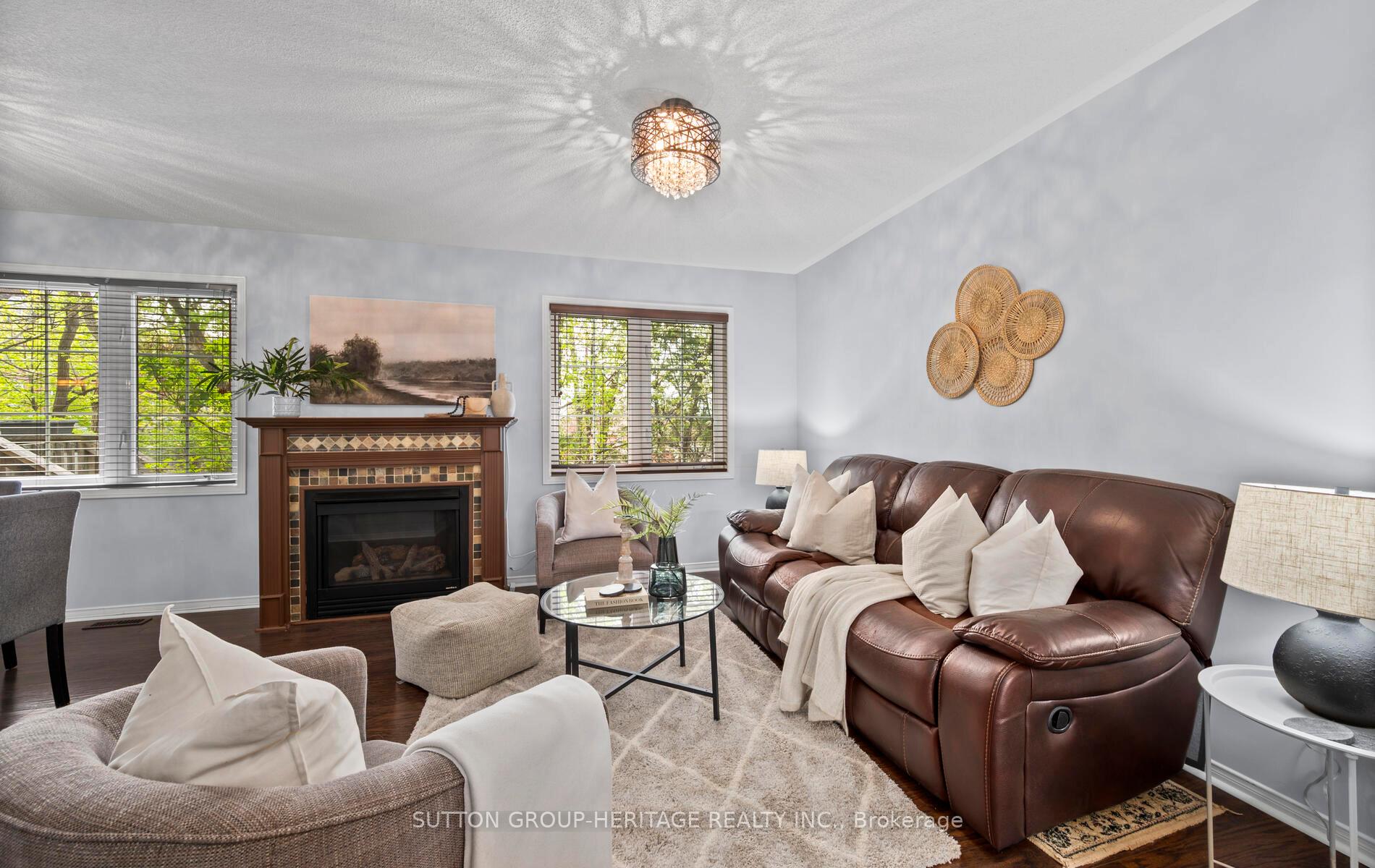 Photo 3 of 13 Hirshfield Lane, Ajax, Central — HOMEH