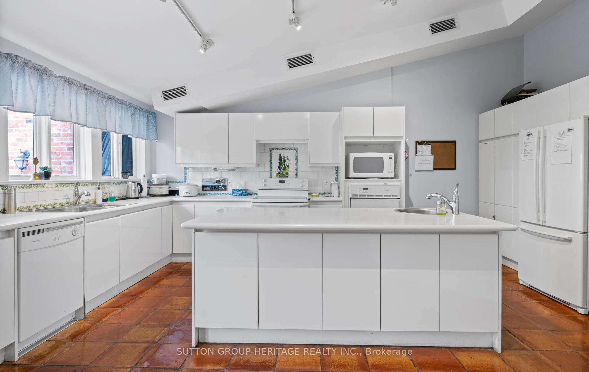 Photo 33 of 13 Hirshfield Lane, Ajax, Central — HOMEH