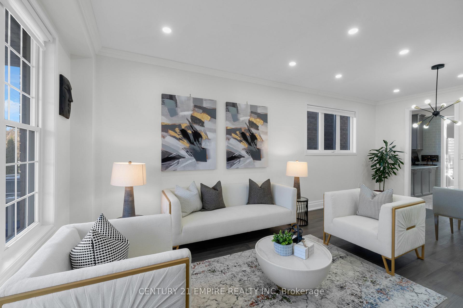 Photo 7 of 22 Leagrove Street, Brampton, Fletcher's Meadow — HOMEH