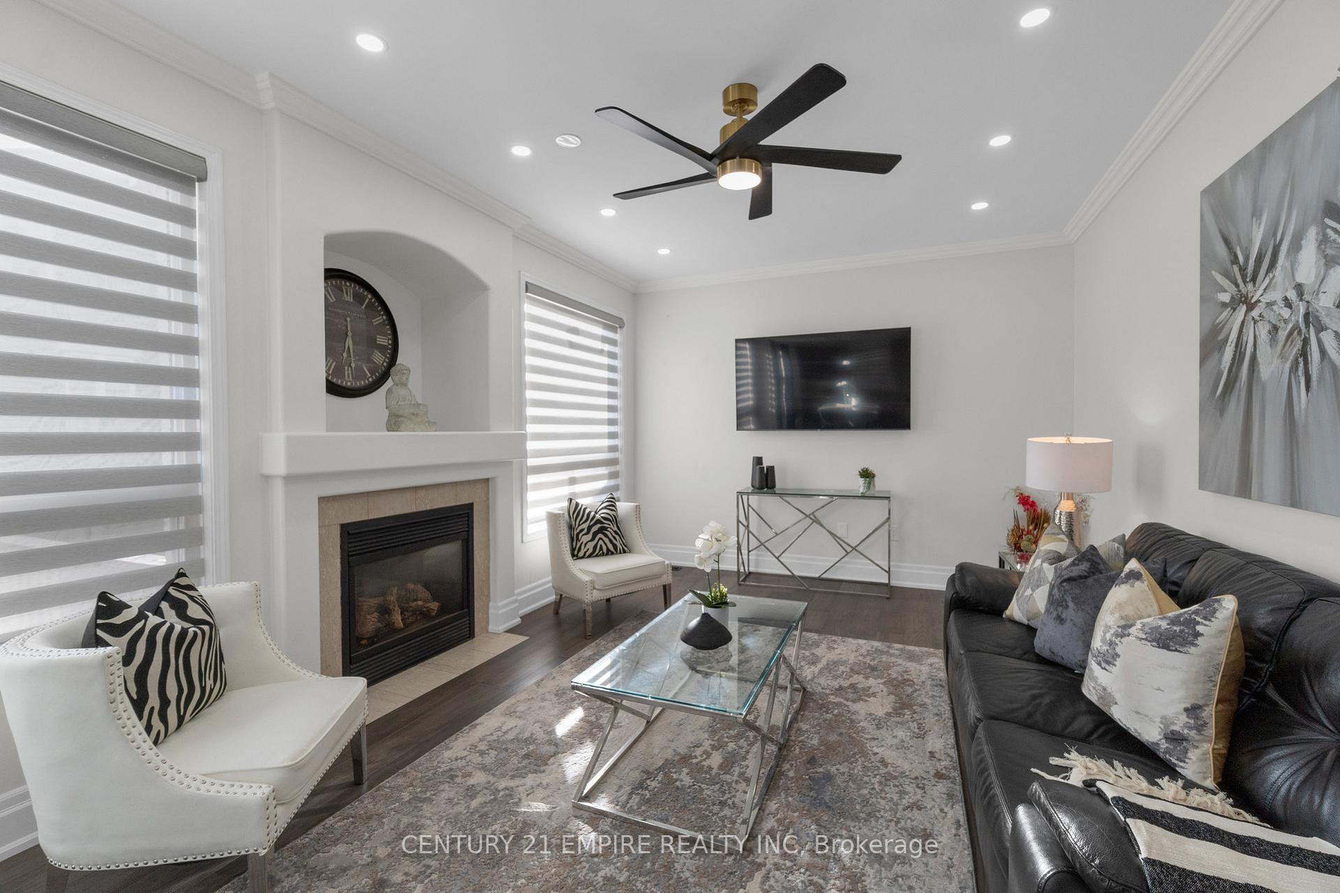 Photo 13 of 22 Leagrove Street, Brampton, Fletcher's Meadow — HOMEH