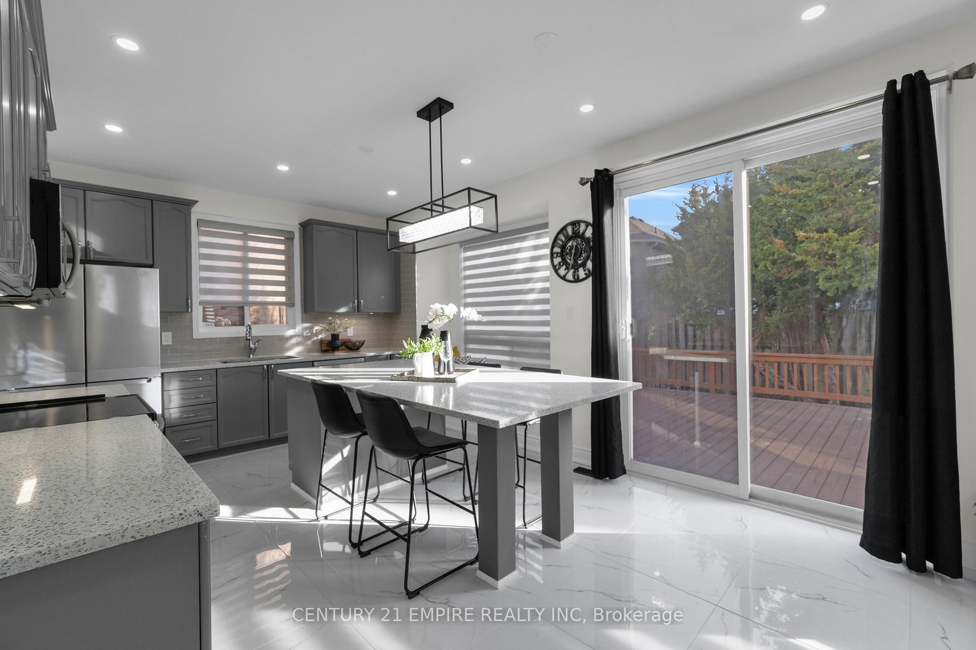 Photo 21 of 22 Leagrove Street, Brampton, Fletcher's Meadow — HOMEH