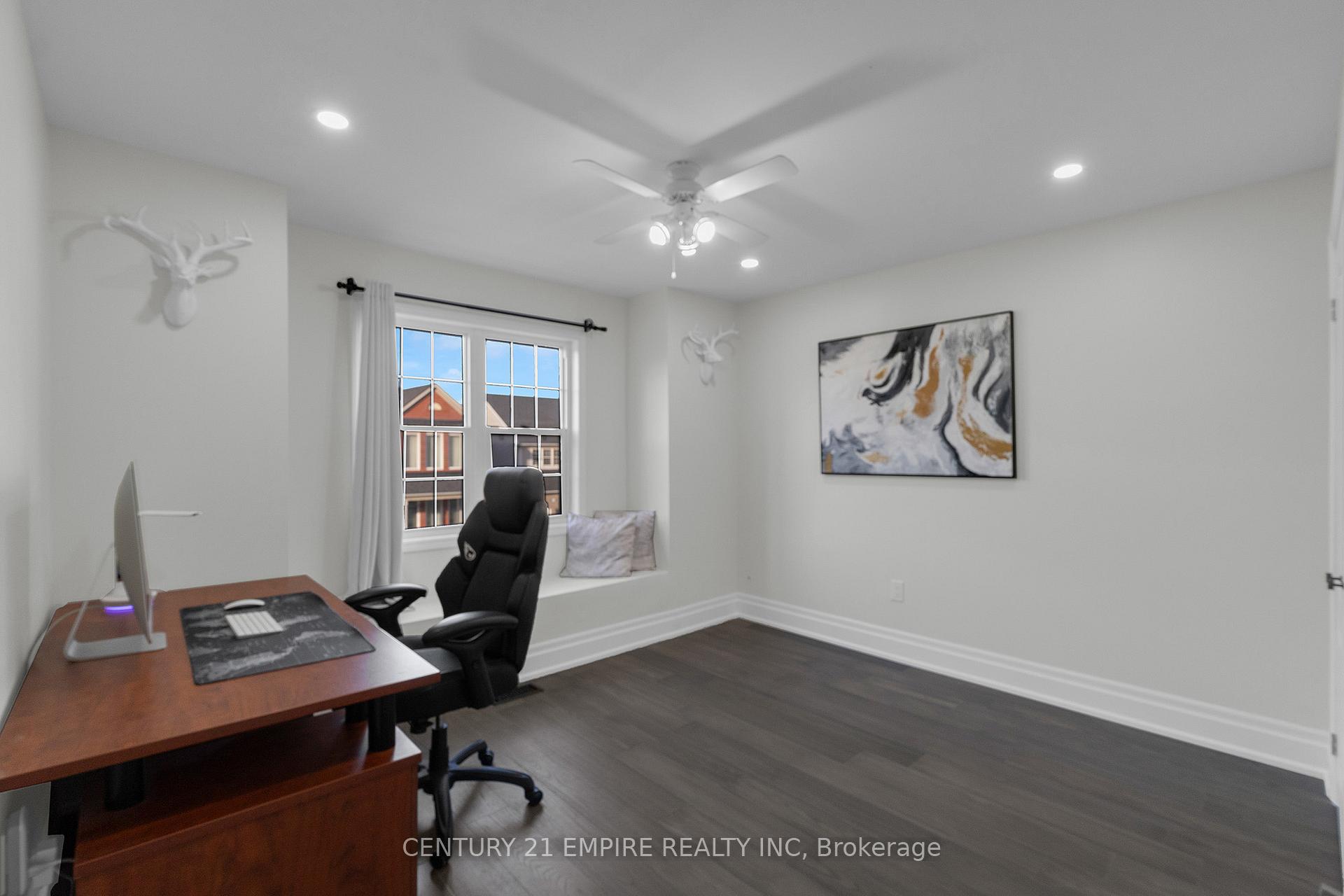 Photo 33 of 22 Leagrove Street, Brampton, Fletcher's Meadow — HOMEH