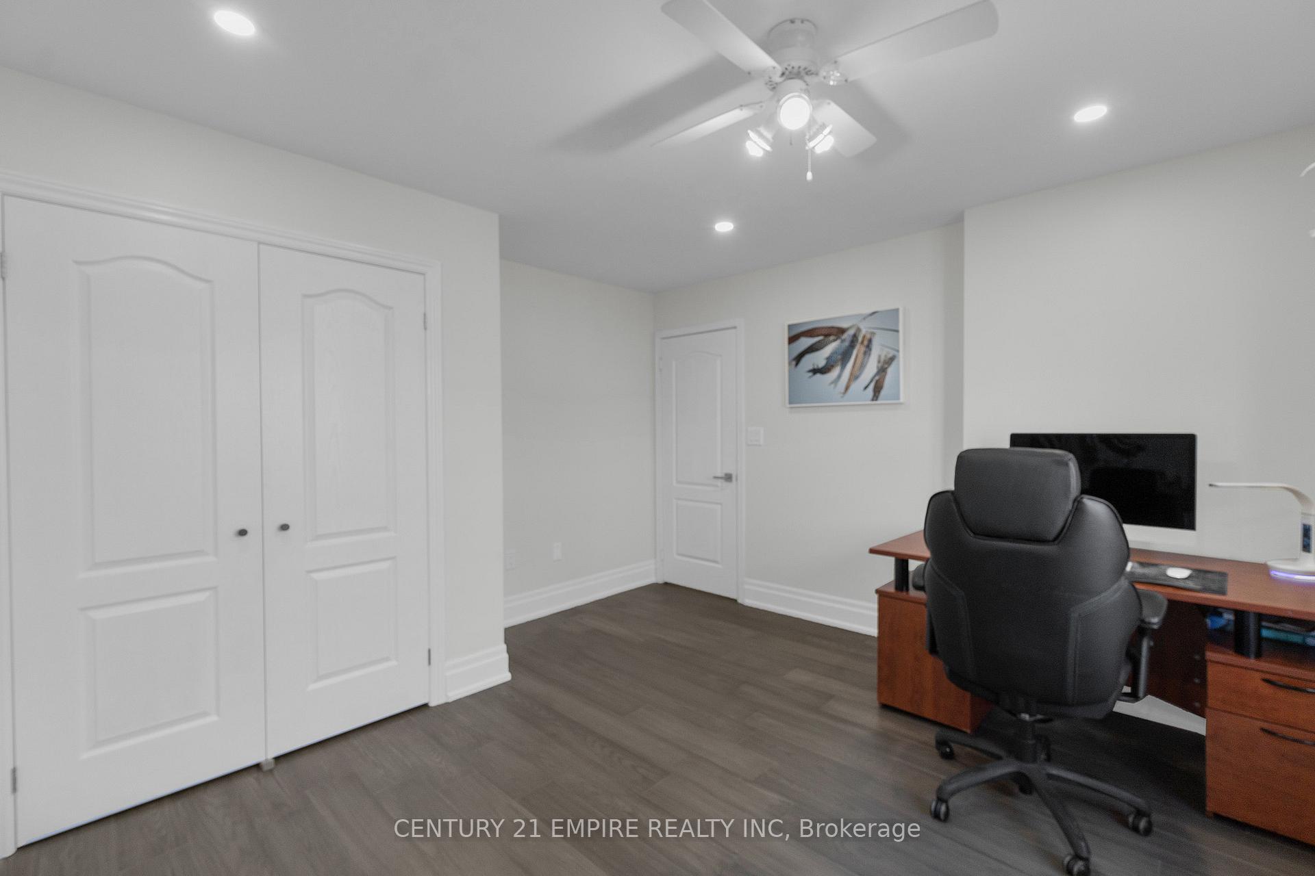 Photo 34 of 22 Leagrove Street, Brampton, Fletcher's Meadow — HOMEH