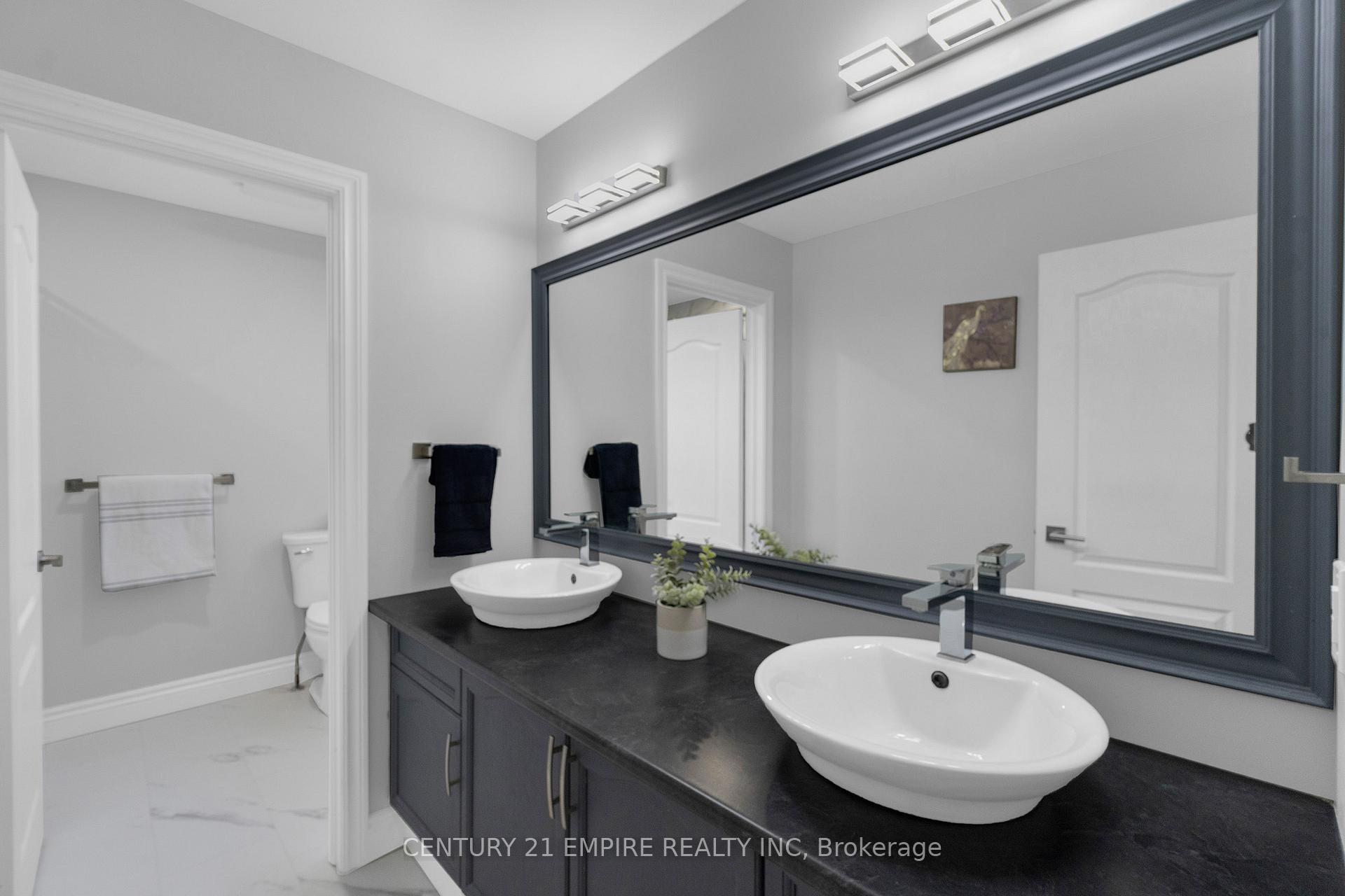 Photo 37 of 22 Leagrove Street, Brampton, Fletcher's Meadow — HOMEH