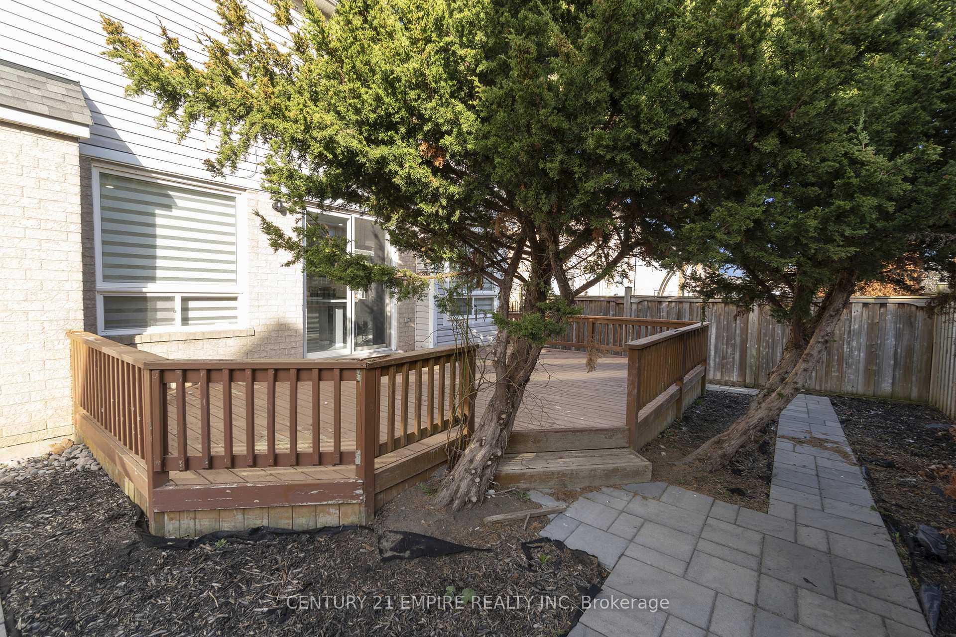 Photo 45 of 22 Leagrove Street, Brampton, Fletcher's Meadow — HOMEH
