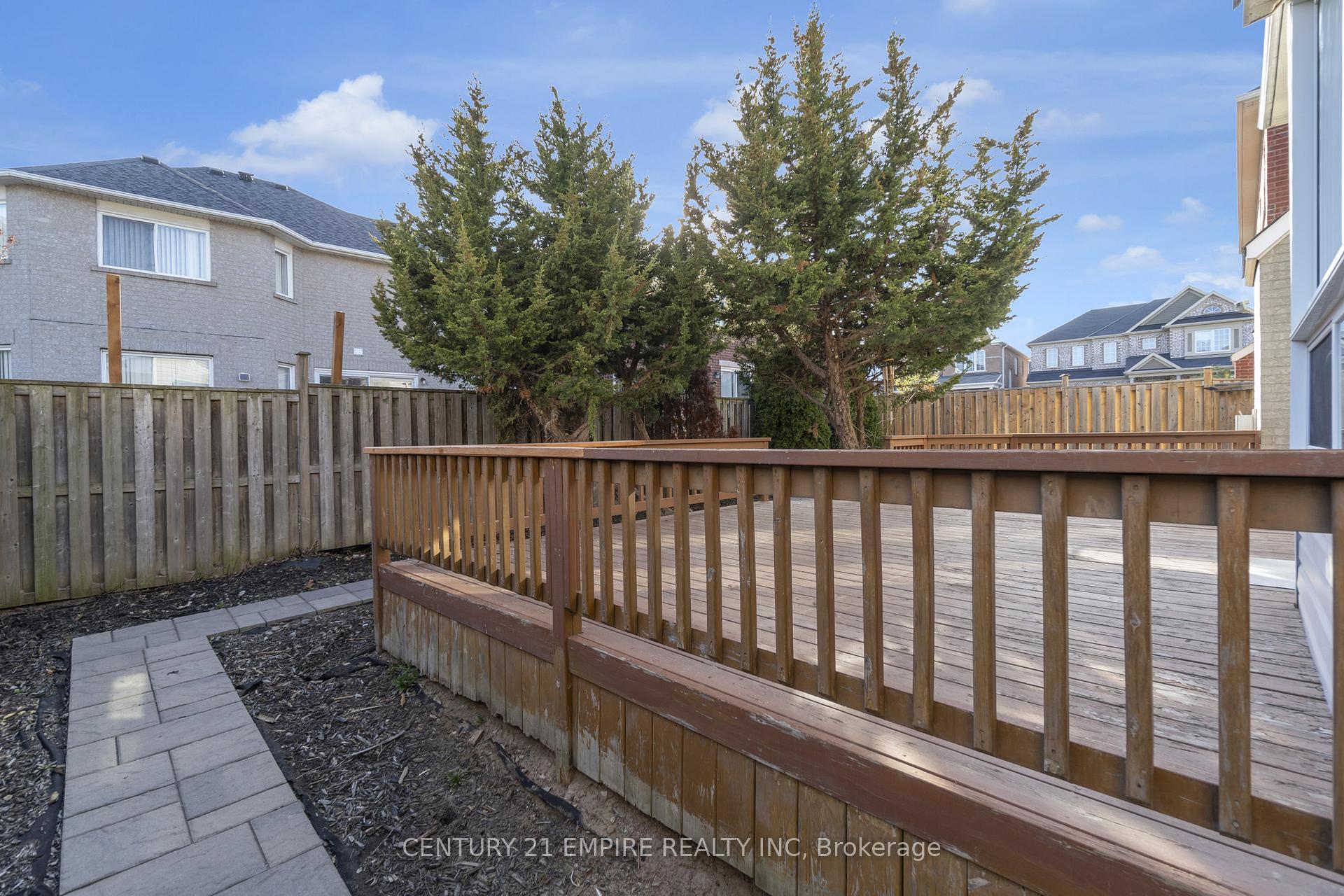Photo 46 of 22 Leagrove Street, Brampton, Fletcher's Meadow — HOMEH