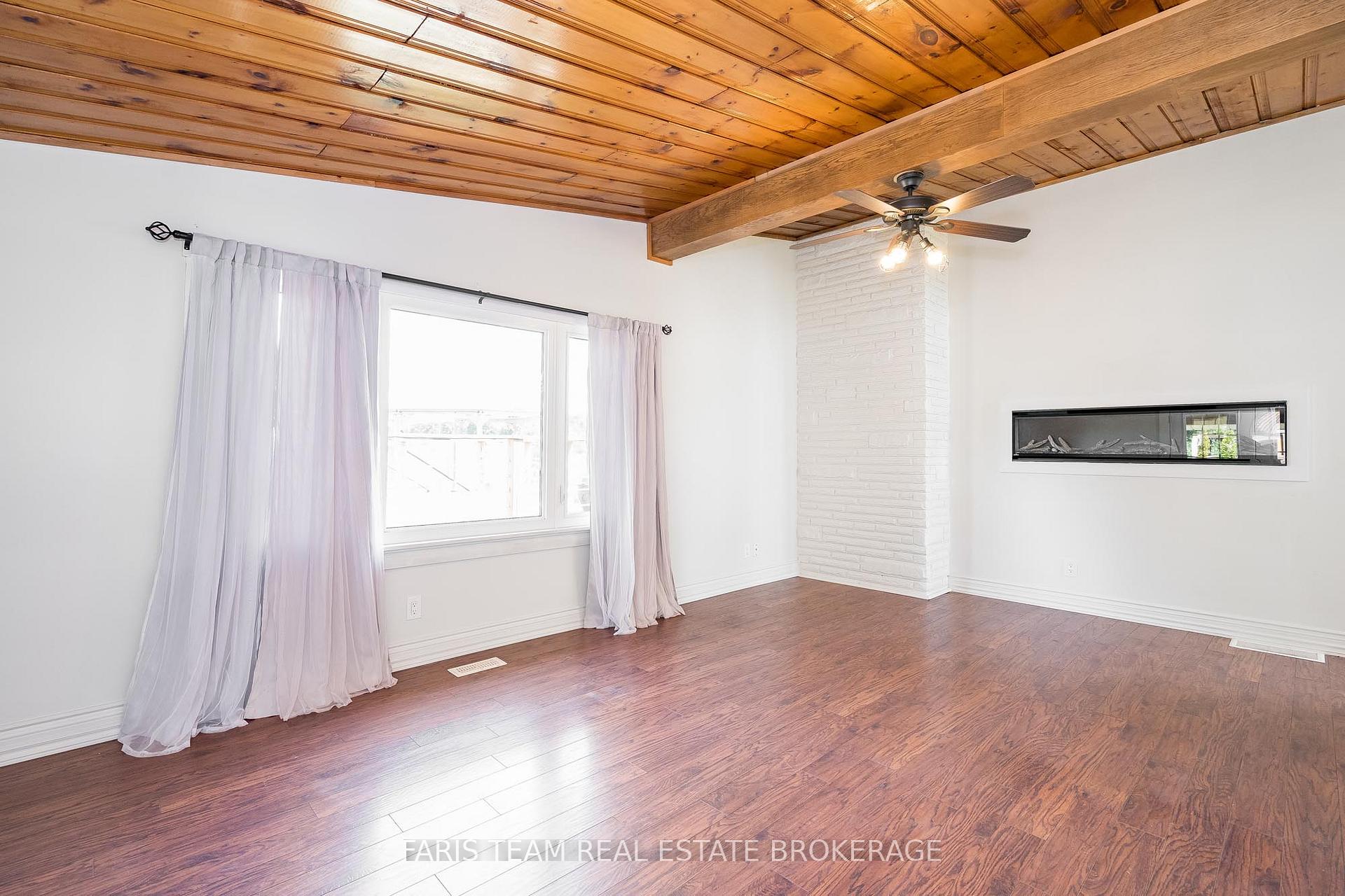 Photo 13 of 7466 11th Line, Essa, Thornton — HOMEH