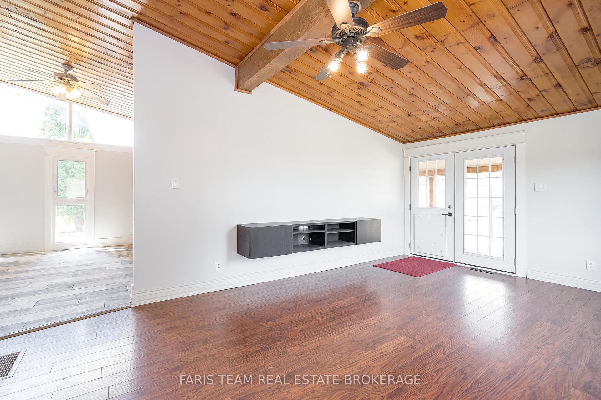 Photo 14 of 7466 11th Line, Essa, Thornton — HOMEH