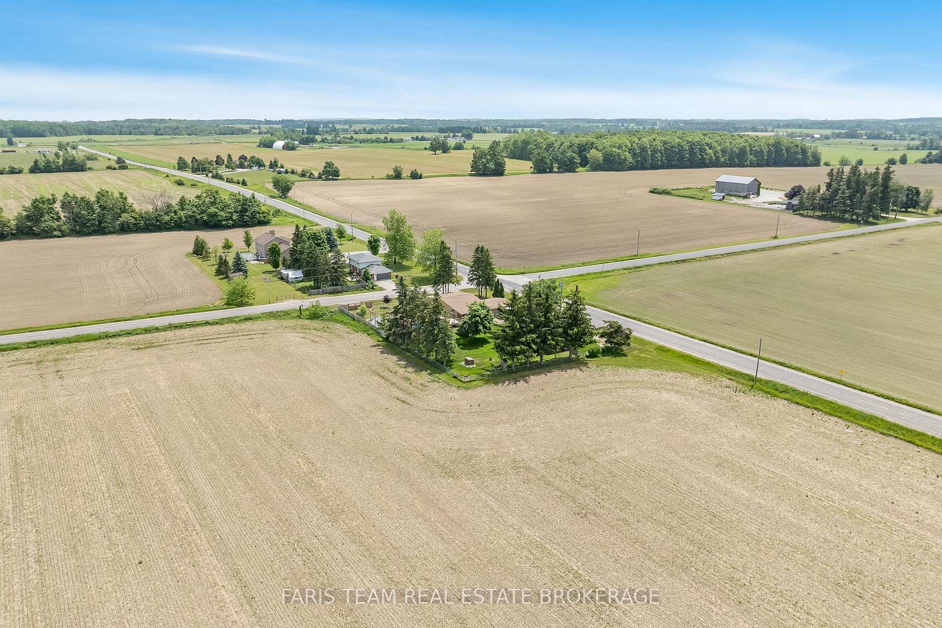 Photo 46 of 7466 11th Line, Essa, Thornton — HOMEH