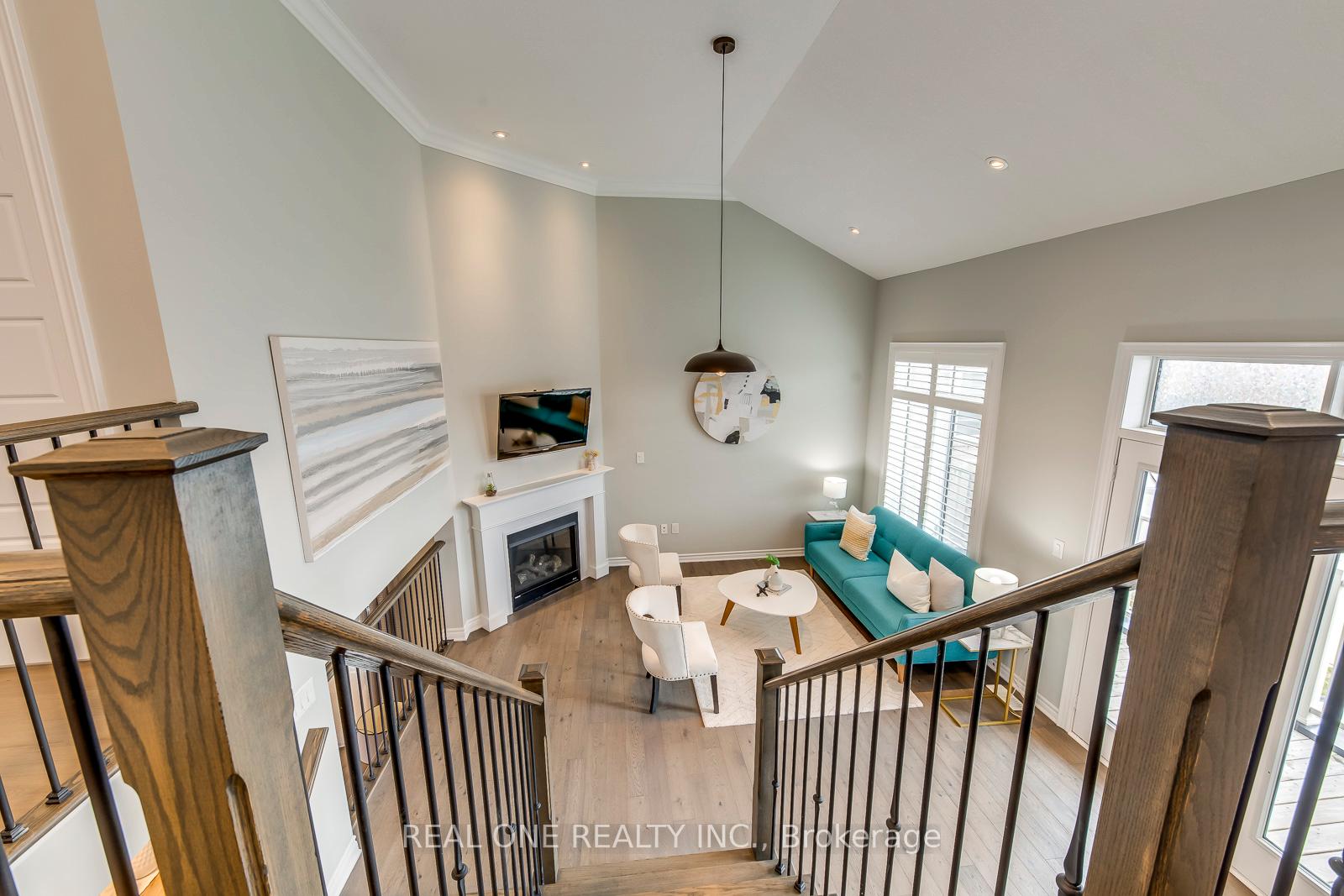 Photo 27 of 166 Stillwater Crescent, Hamilton, Waterdown — HOMEH