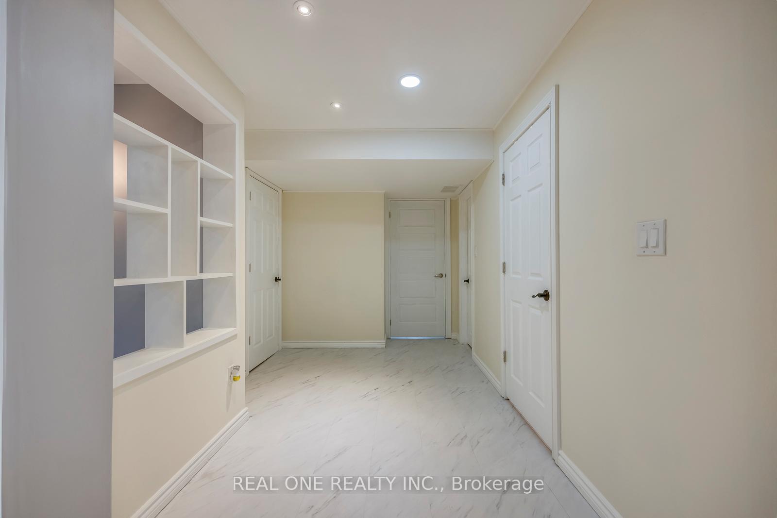 Photo 39 of 166 Stillwater Crescent, Hamilton, Waterdown — HOMEH