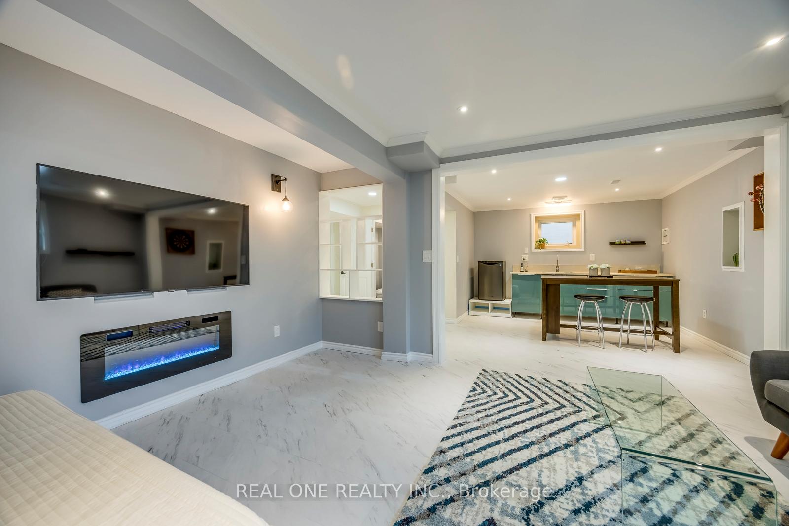 Photo 44 of 166 Stillwater Crescent, Hamilton, Waterdown — HOMEH