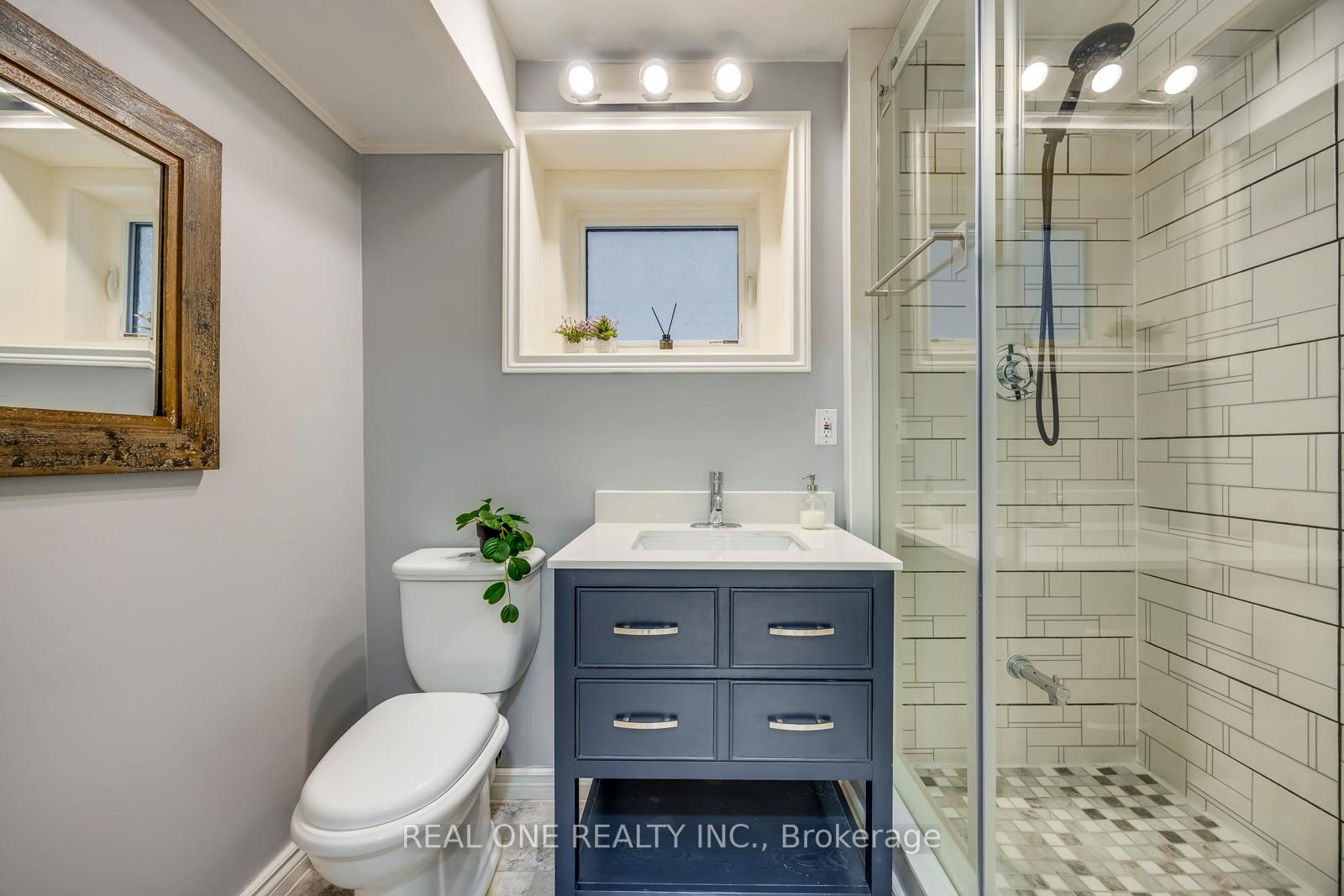 Photo 45 of 166 Stillwater Crescent, Hamilton, Waterdown — HOMEH