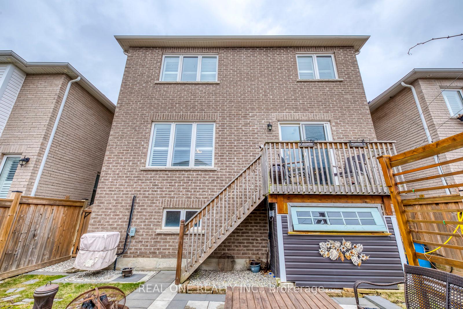Photo 50 of 166 Stillwater Crescent, Hamilton, Waterdown — HOMEH