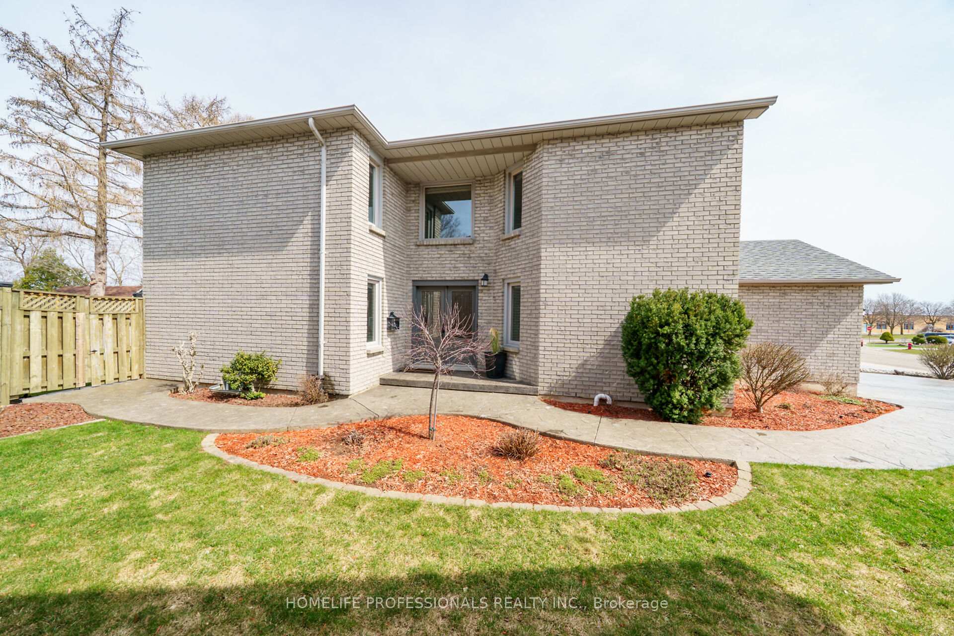 Photo 2 of 22 Bourbon Court, Hamilton, Barnstown — HOMEH