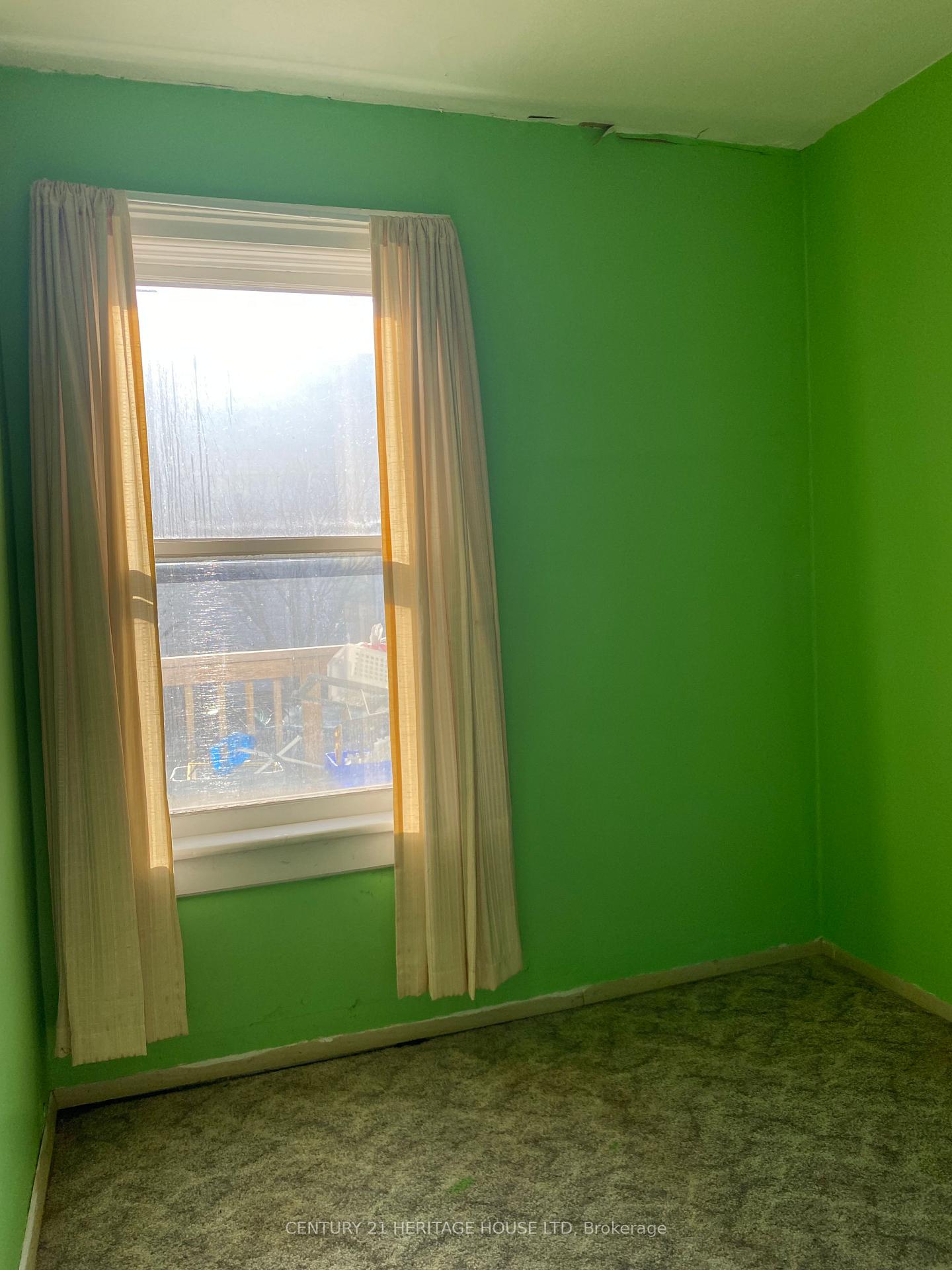 Photo 29 of 111 Elm Street, St. Thomas — HOMEH