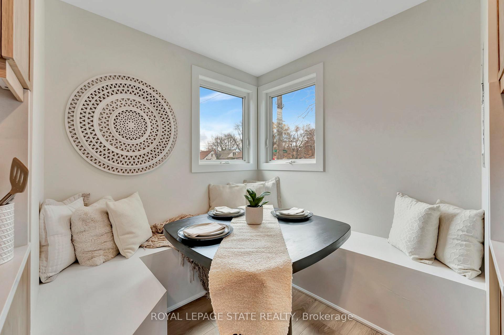 Photo 8 of 869 Garth Street, Hamilton, Buchanan — HOMEH