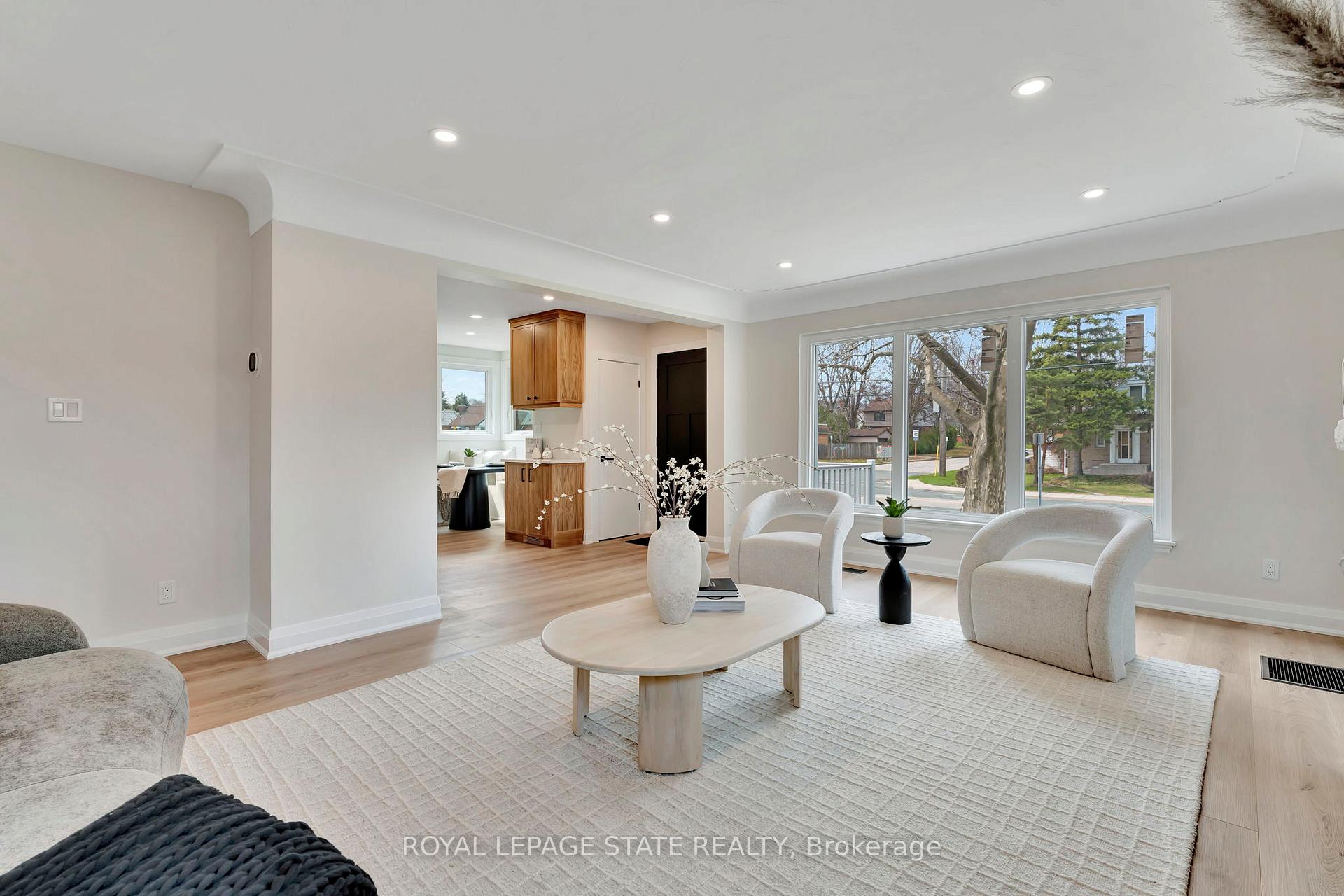 Photo 15 of 869 Garth Street, Hamilton, Buchanan — HOMEH