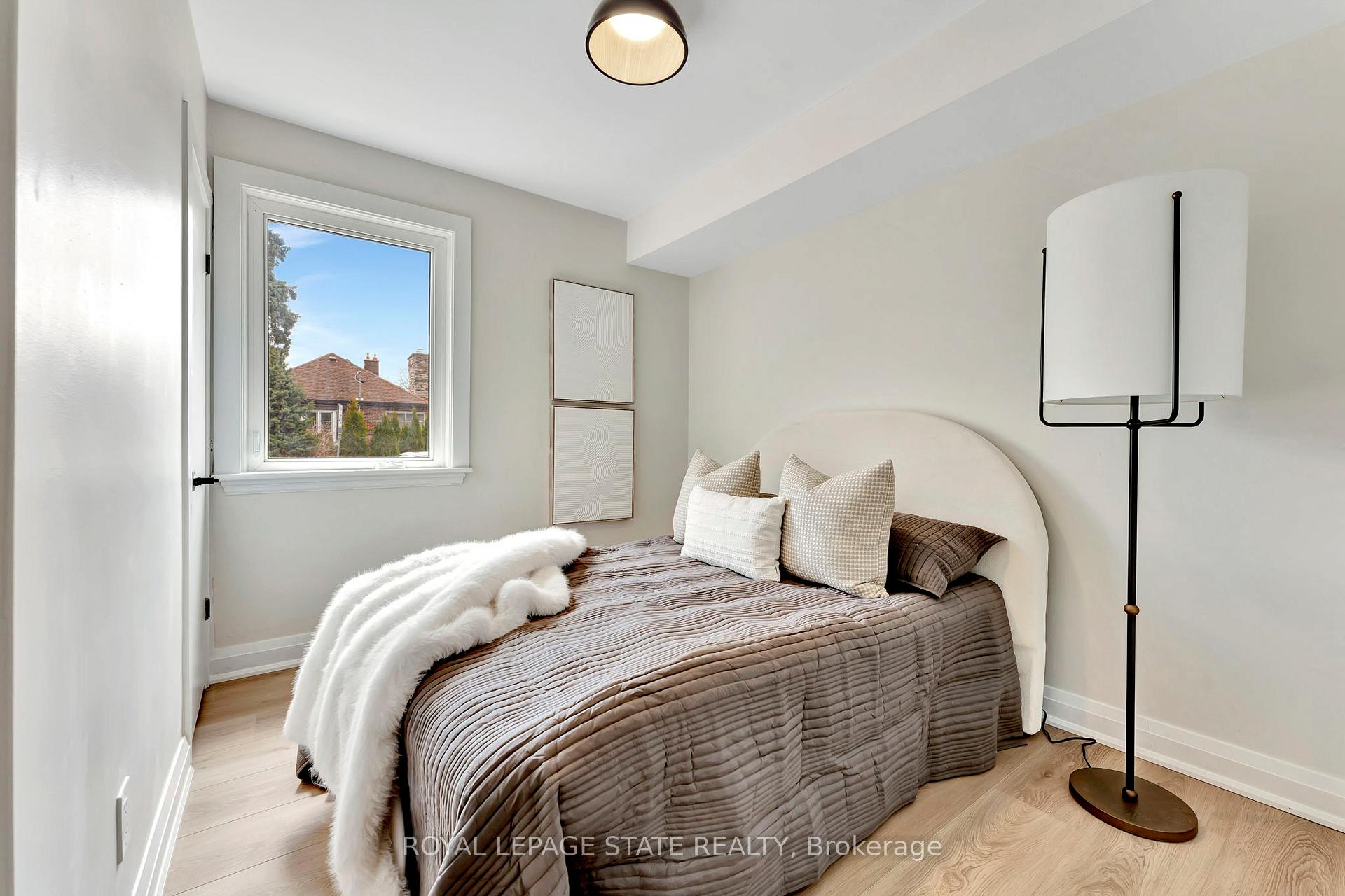 Photo 18 of 869 Garth Street, Hamilton, Buchanan — HOMEH