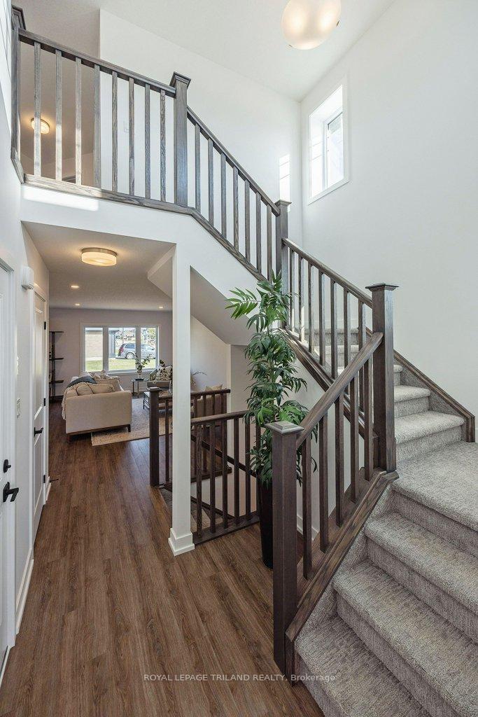 Photo 26 of 57 Silverleaf Path, St. Thomas — HOMEH
