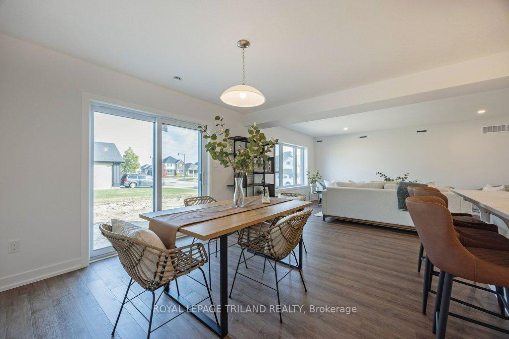 Photo 20 of 57 Silverleaf Path, St. Thomas — HOMEH