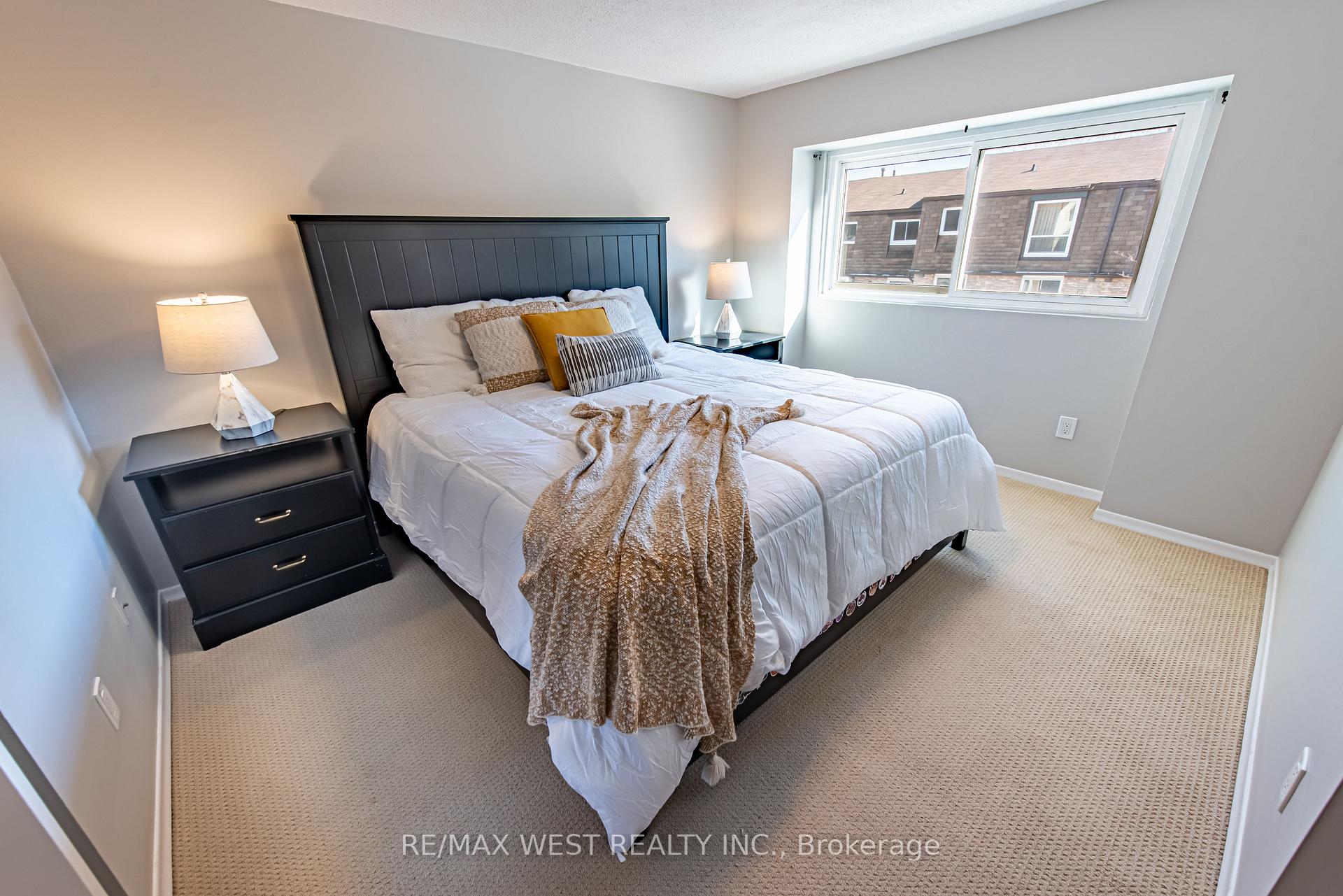Photo 16 of Unit 26, 222 Pearson Street, Oshawa, O'Neill — HOMEH