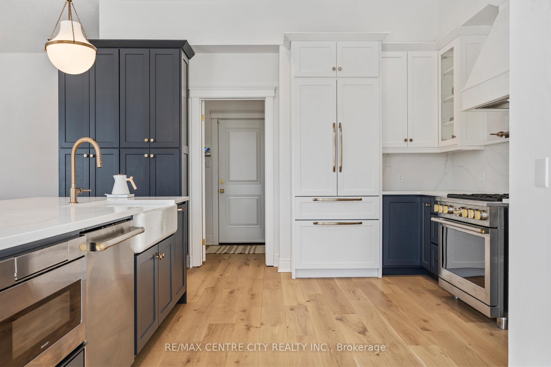 Photo 8 of Unit 6, 140 Stanley Street, St. Thomas — HOMEH