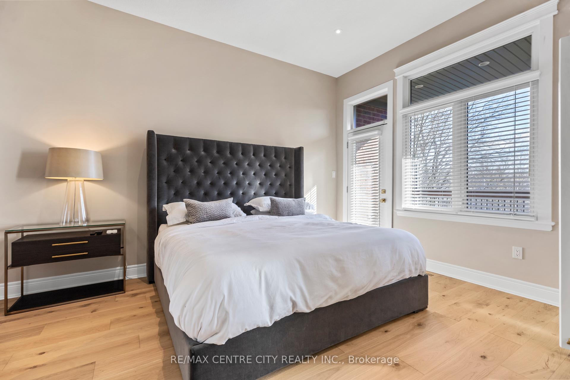 Photo 13 of Unit 6, 140 Stanley Street, St. Thomas — HOMEH