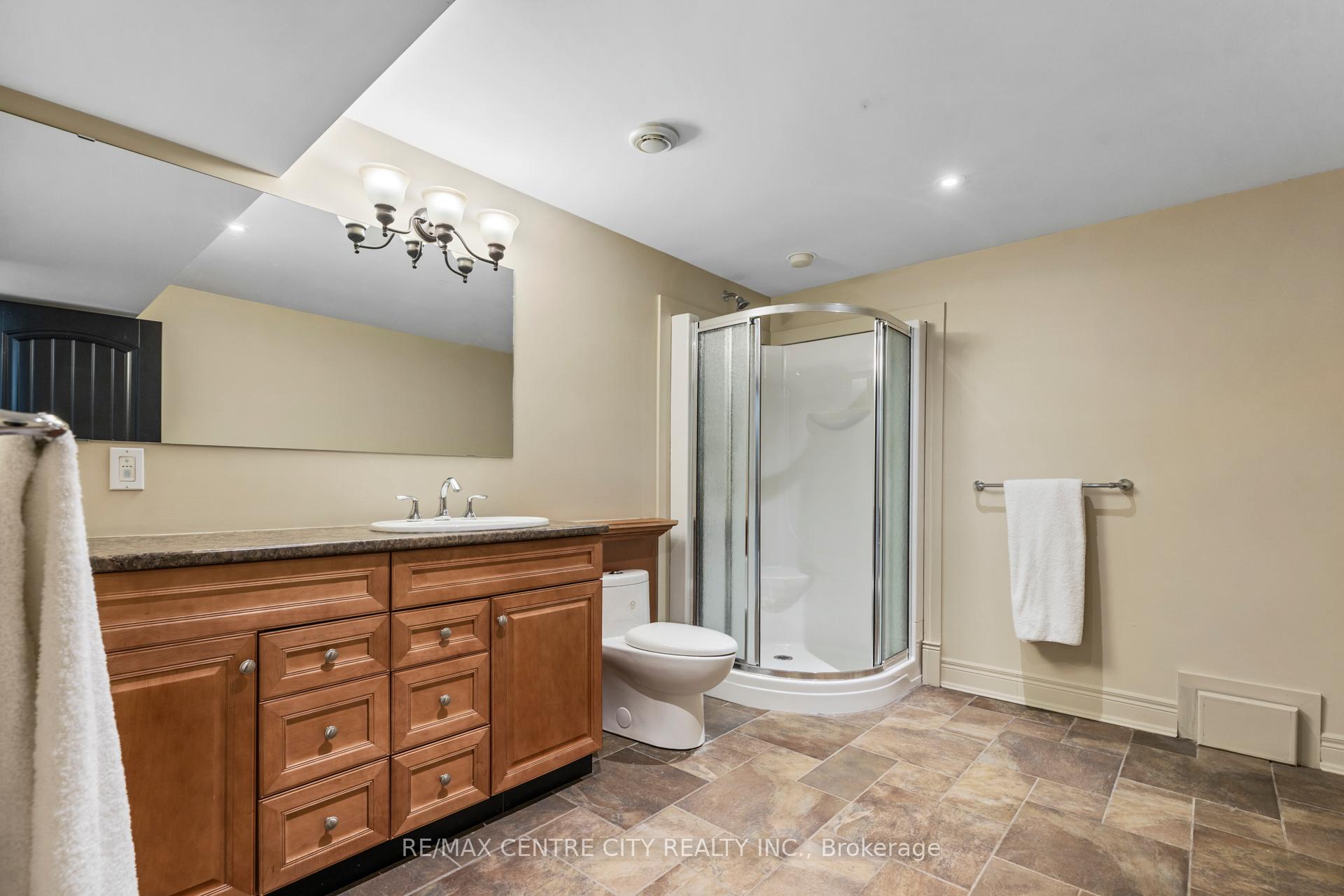 Photo 26 of Unit 6, 140 Stanley Street, St. Thomas — HOMEH