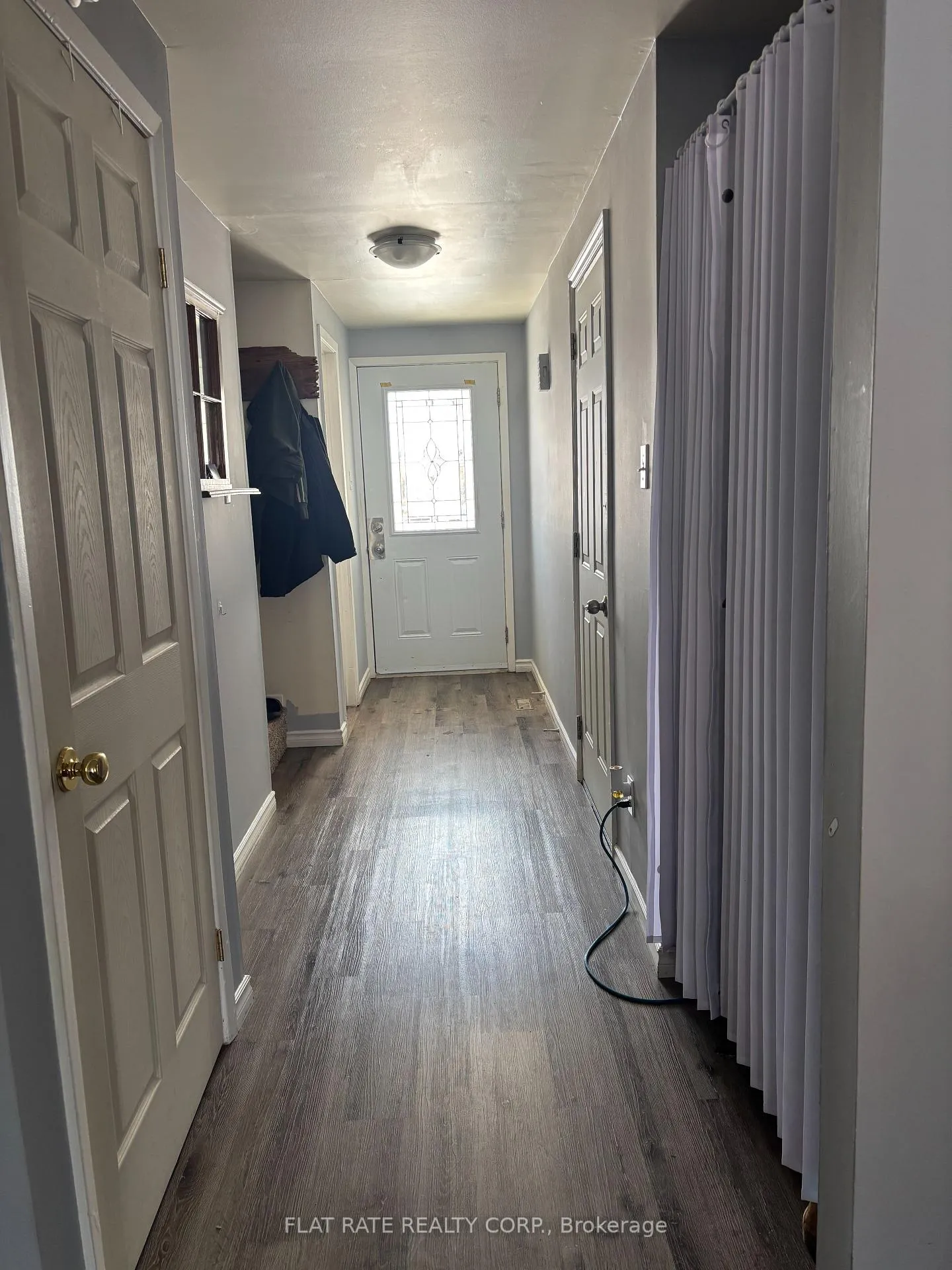 Photo 4 of 2153 Walker Avenue, Peterborough, Ashburnham Ward 4 — HOMEH